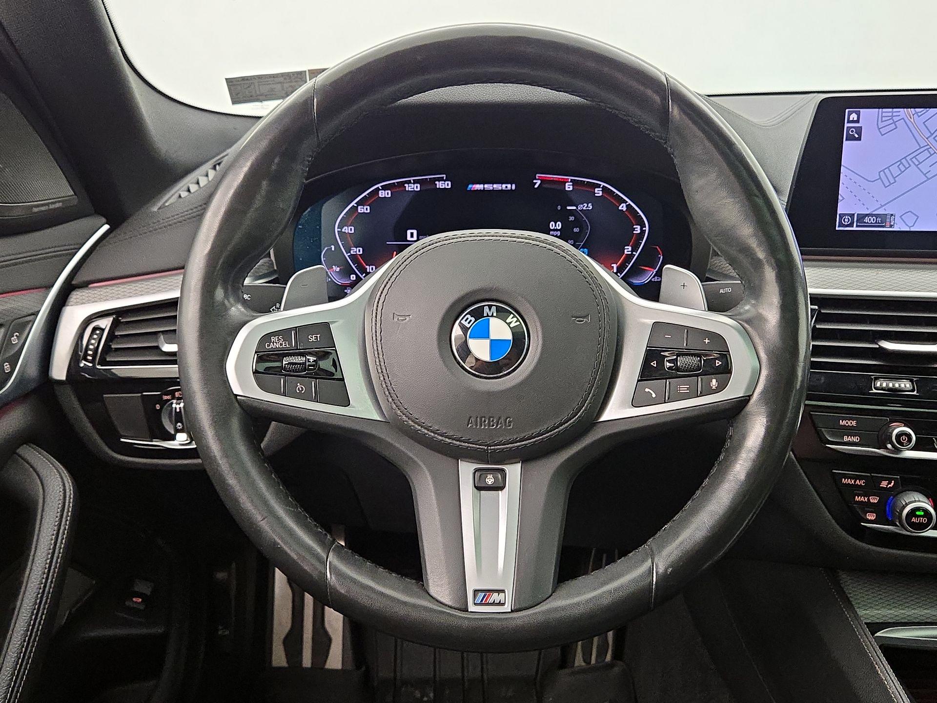 Thumbnail: 2020 BMW 5 Series - 10