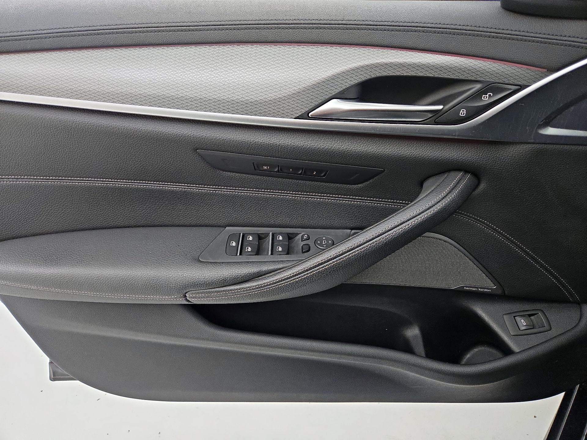 Thumbnail: 2020 BMW 5 Series - 12