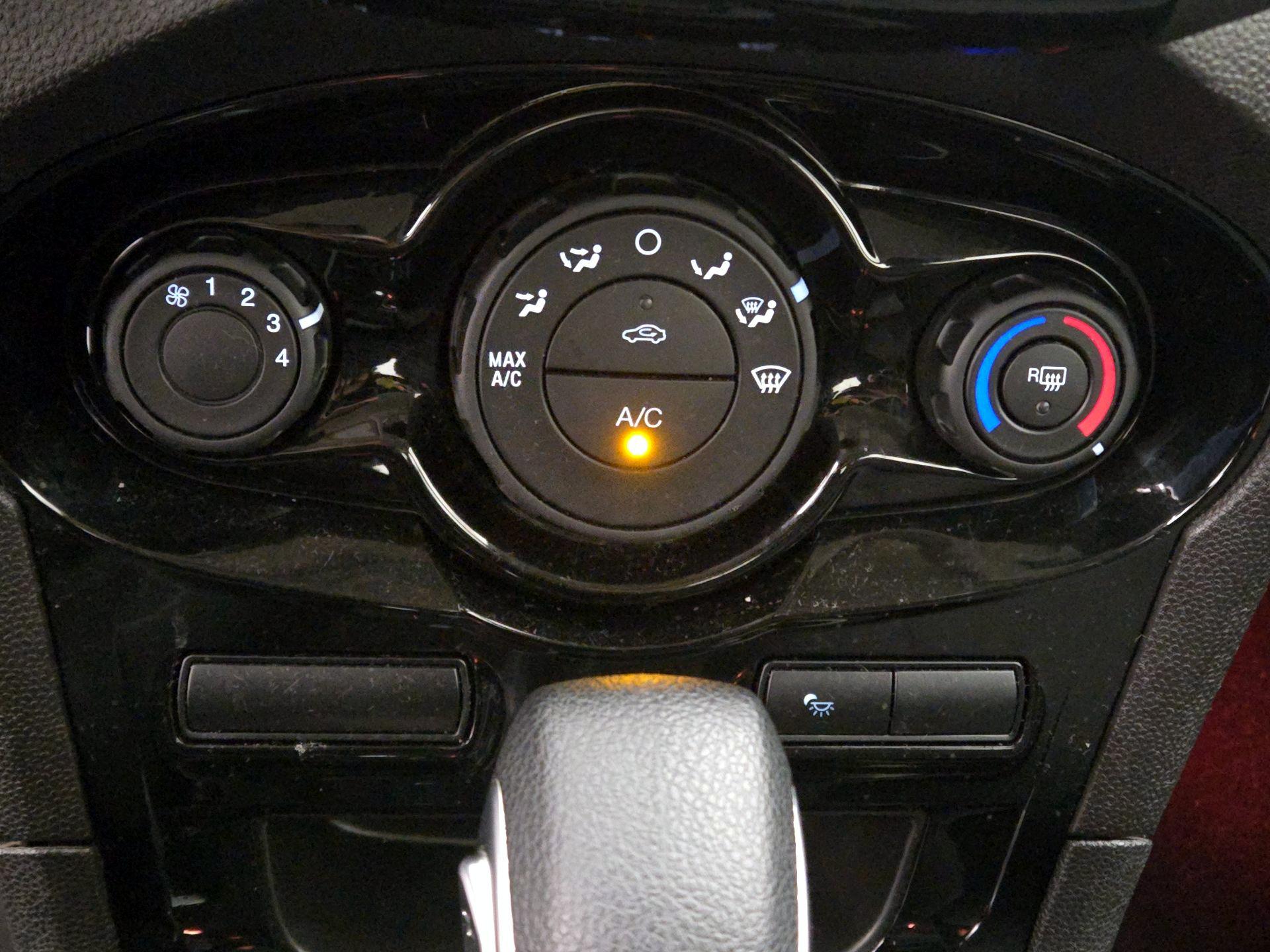 Thumbnail: 2019 Ford Fiesta - 16