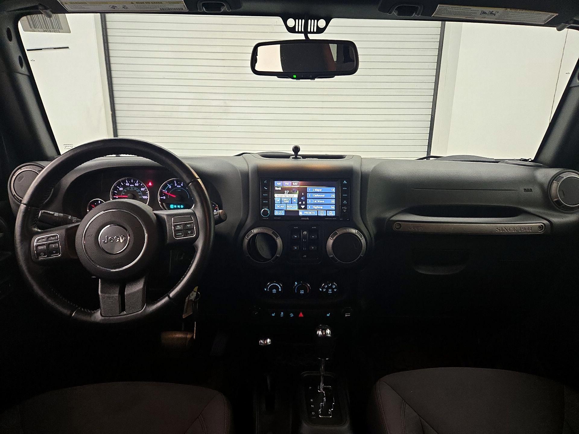 Thumbnail: 2017 Jeep Wrangler - 9