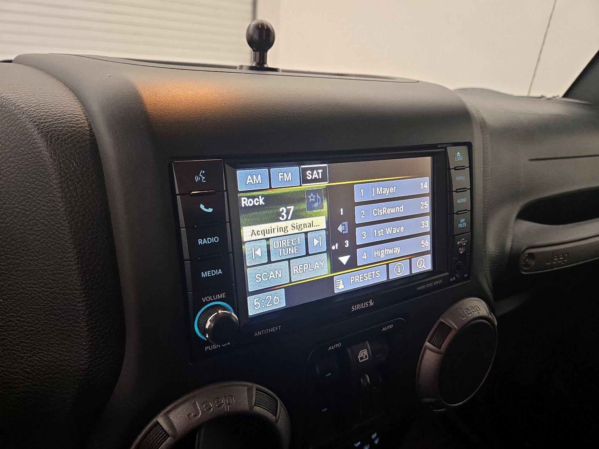 Thumbnail: 2017 Jeep Wrangler - 13