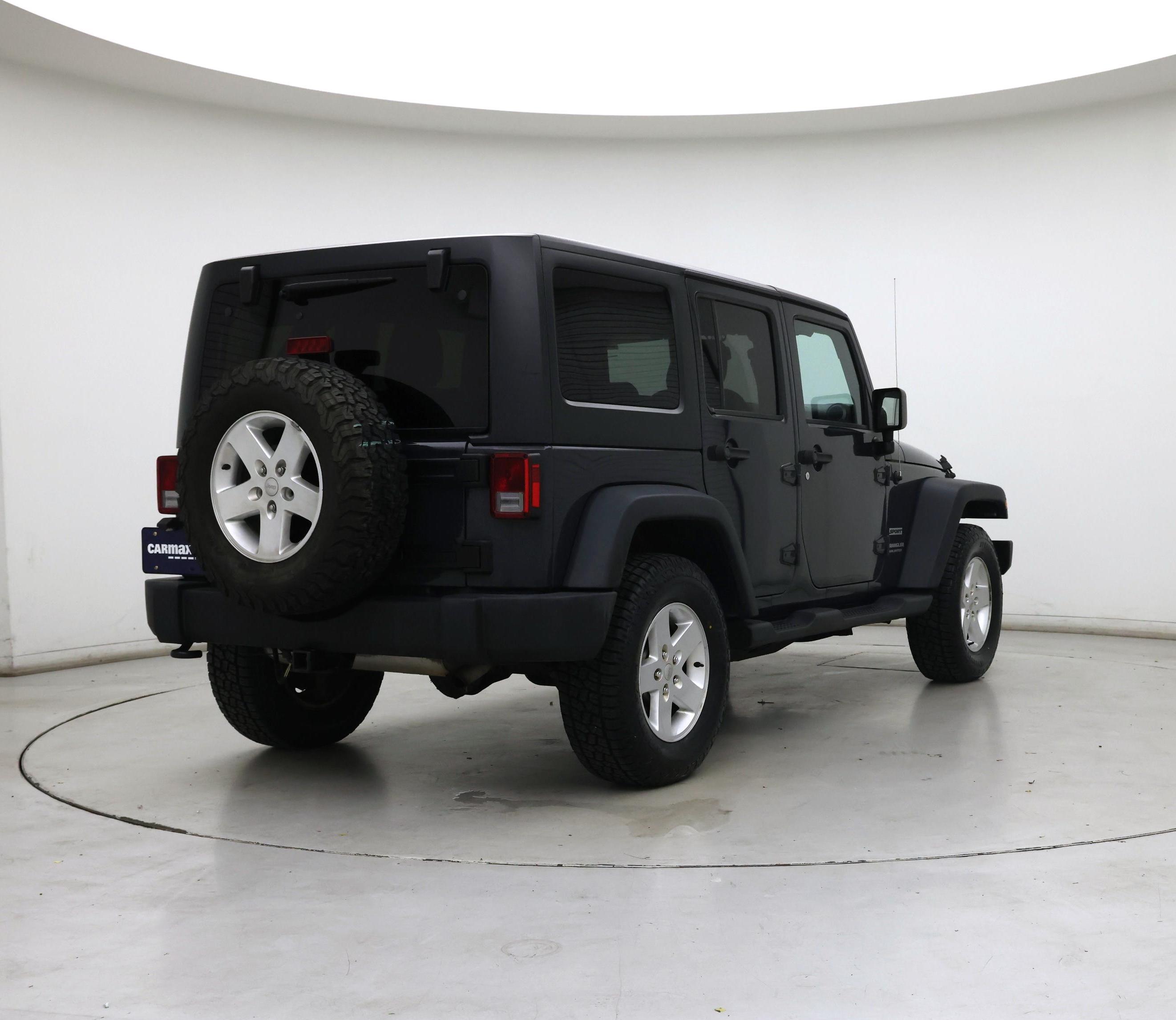 Thumbnail: 2017 Jeep Wrangler - 8