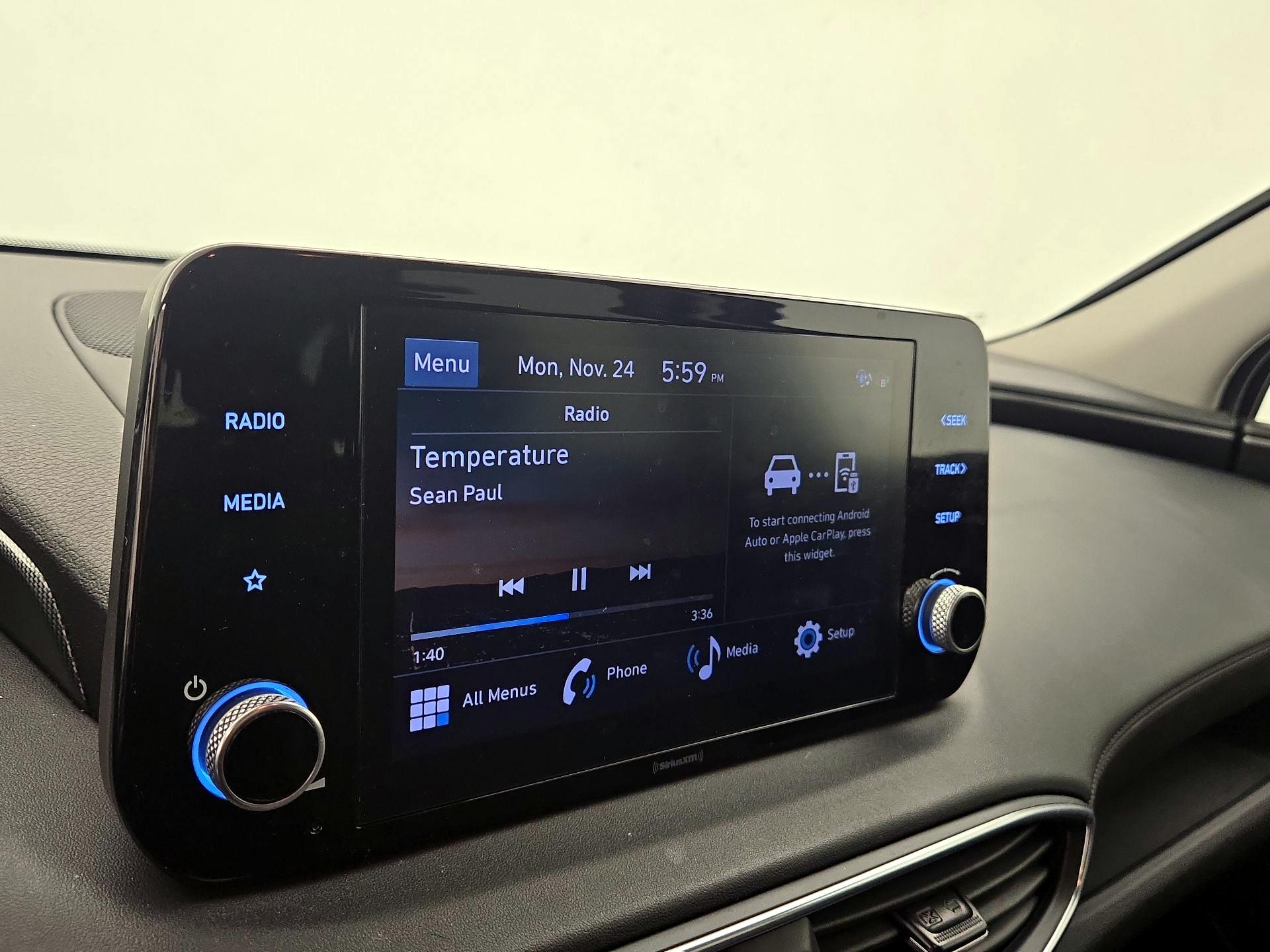 Thumbnail: 2022 Hyundai Santa Fe - 15