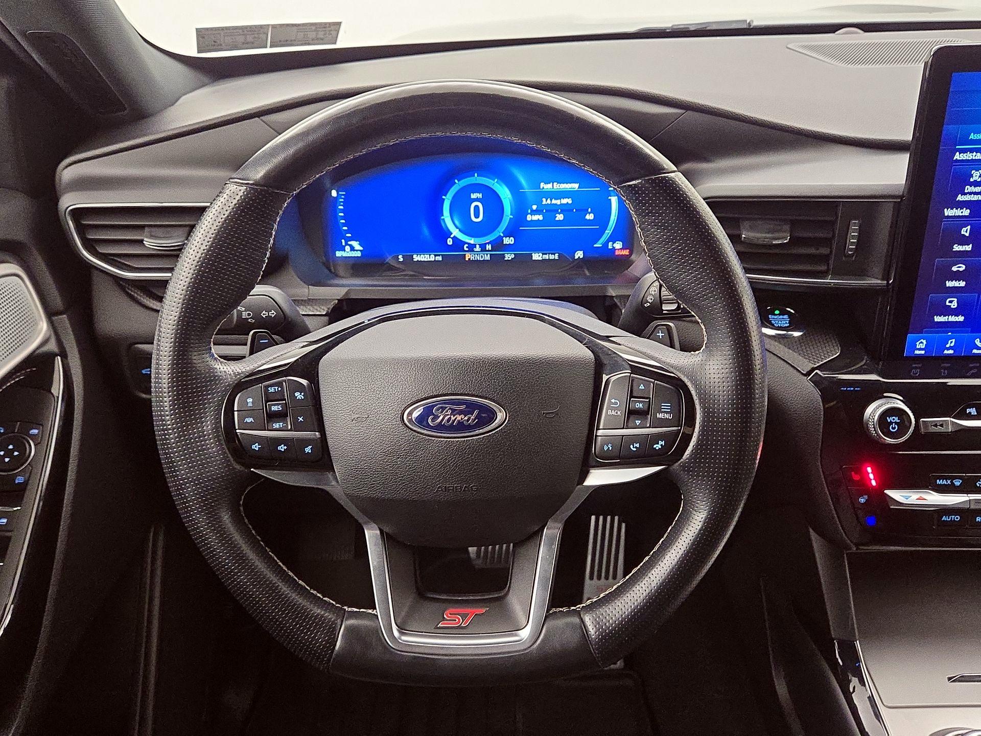 Thumbnail: 2021 Ford Explorer - 10