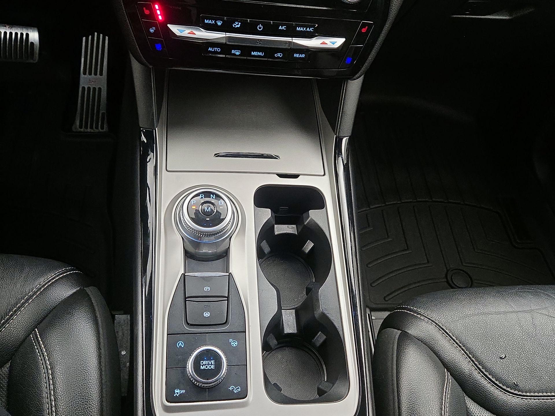 Thumbnail: 2021 Ford Explorer - 18