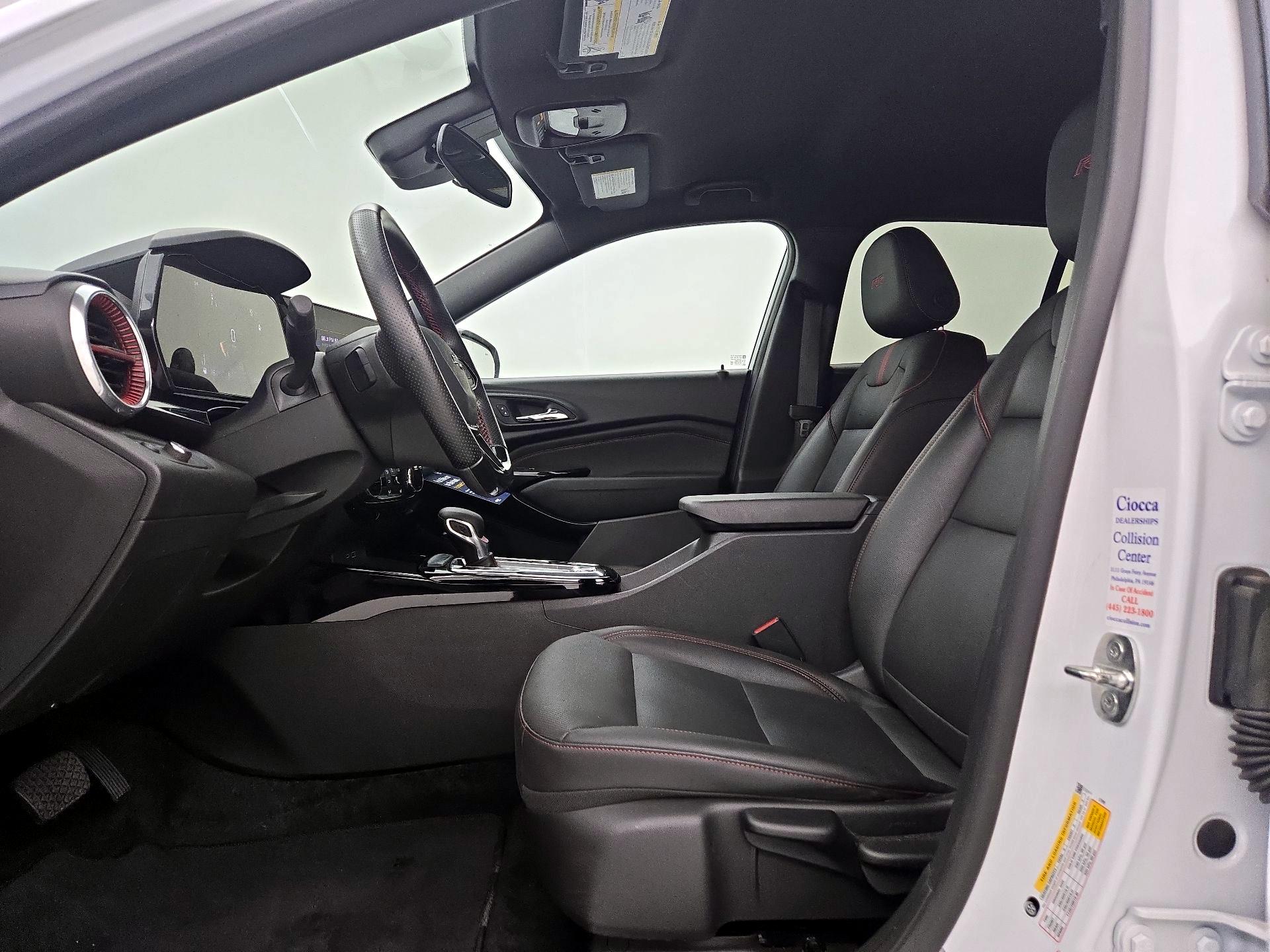 Thumbnail: 2024 Chevrolet Trax - 11