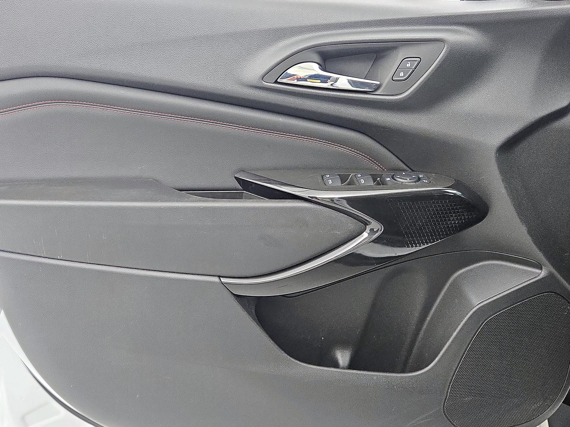 Thumbnail: 2024 Chevrolet Trax - 12