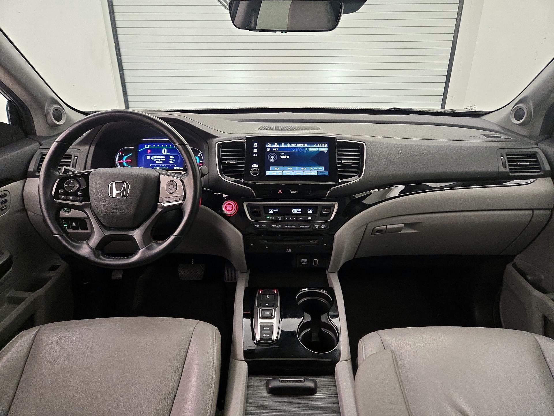 Thumbnail: 2019 Honda Pilot - 9