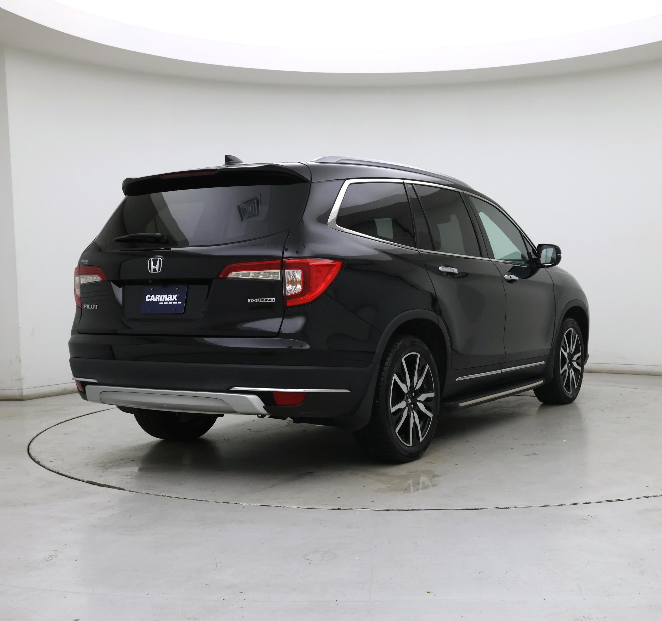 Thumbnail: 2019 Honda Pilot - 8