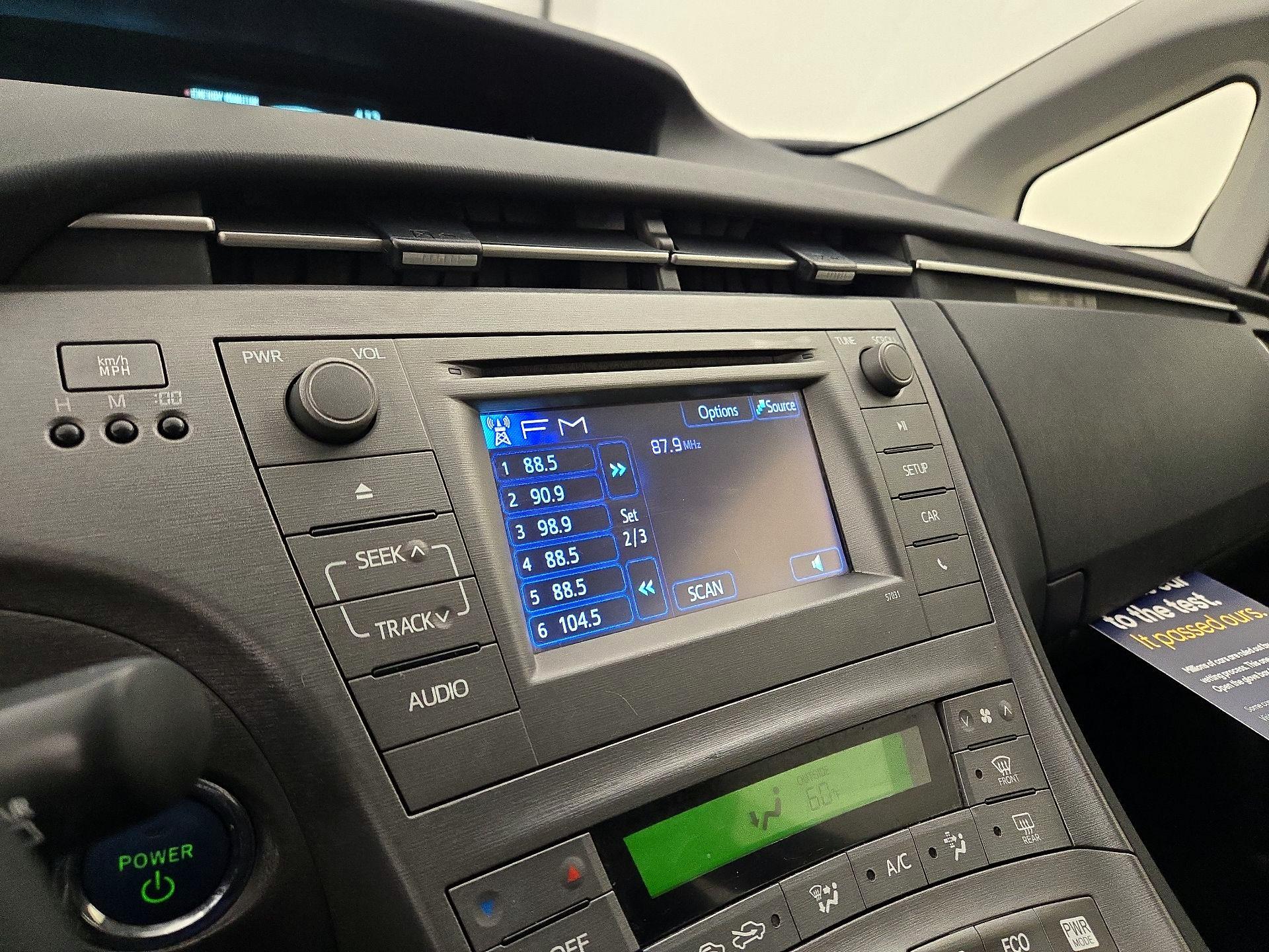 Thumbnail: 2014 Toyota Prius - 14