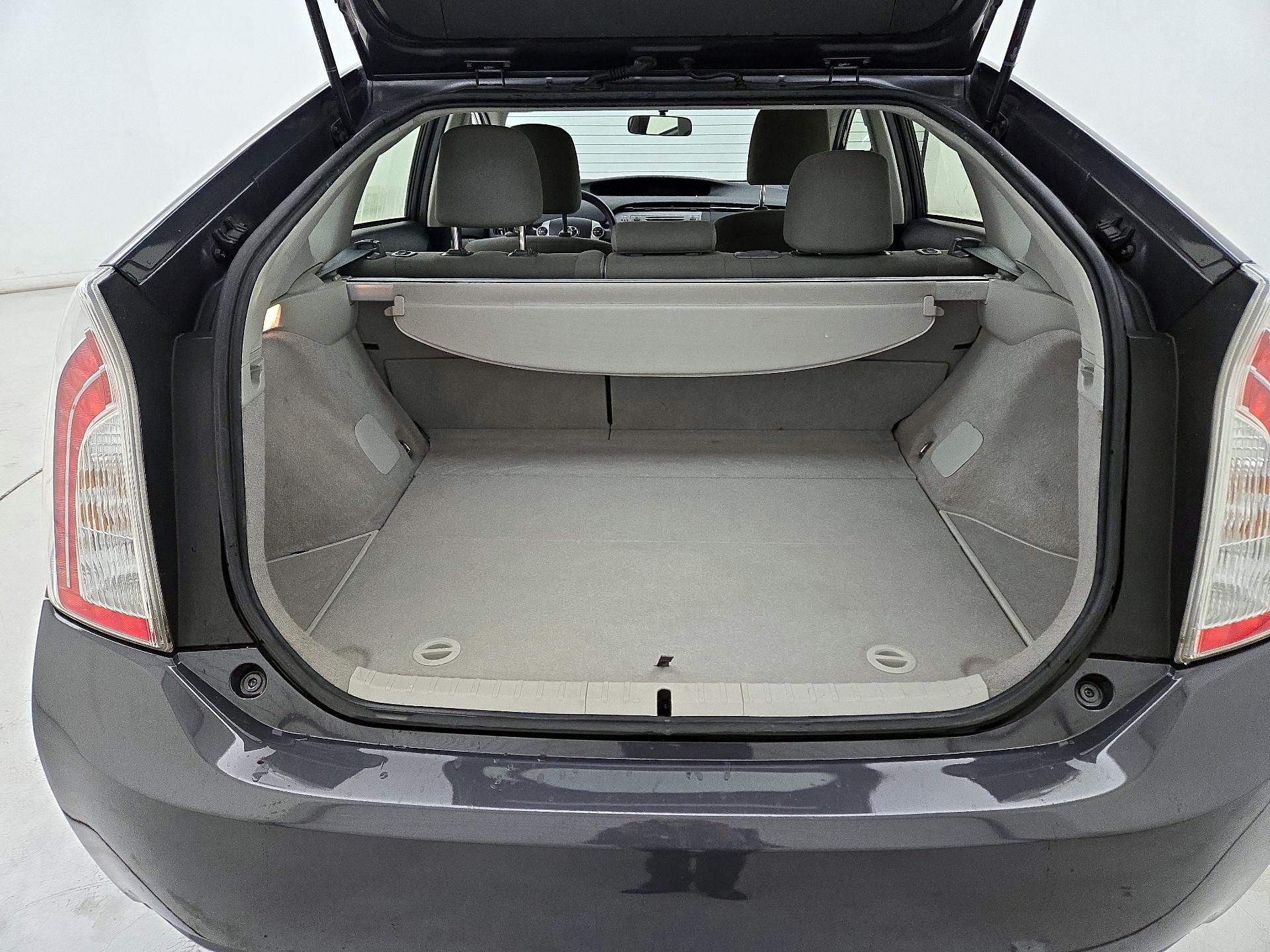 Thumbnail: 2014 Toyota Prius - 19