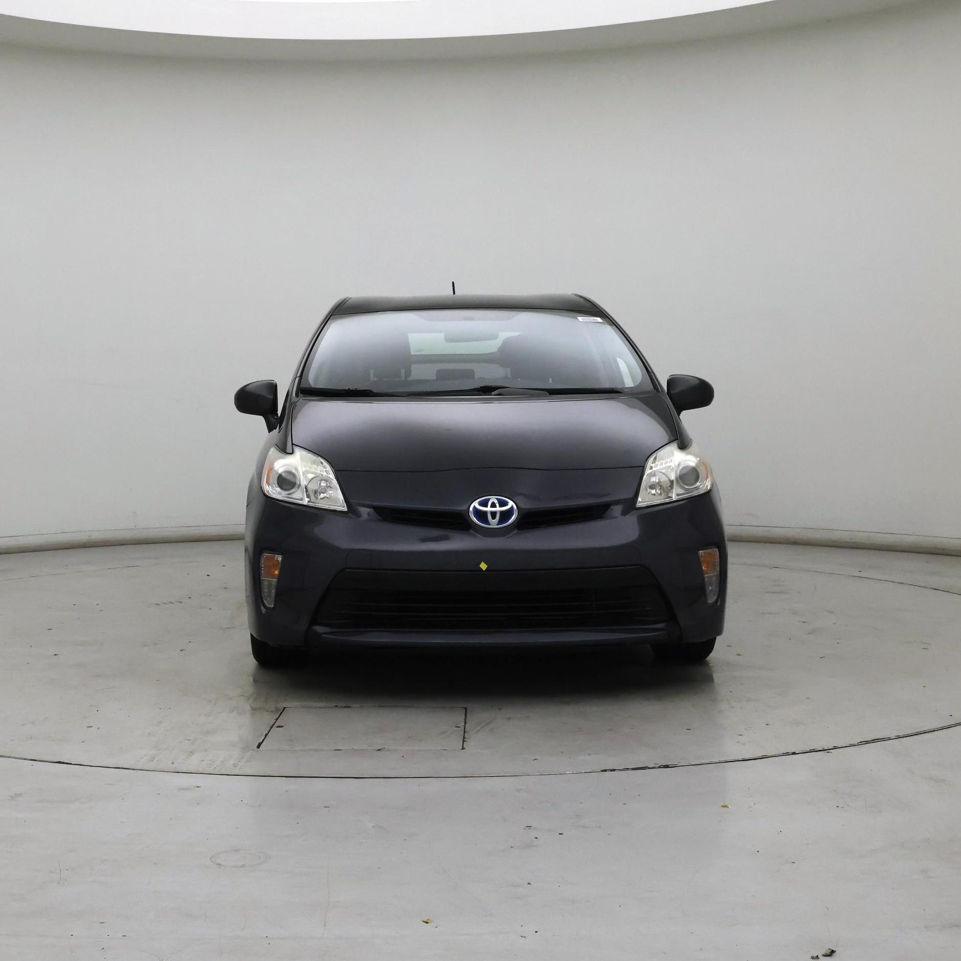 Thumbnail: 2014 Toyota Prius - 5