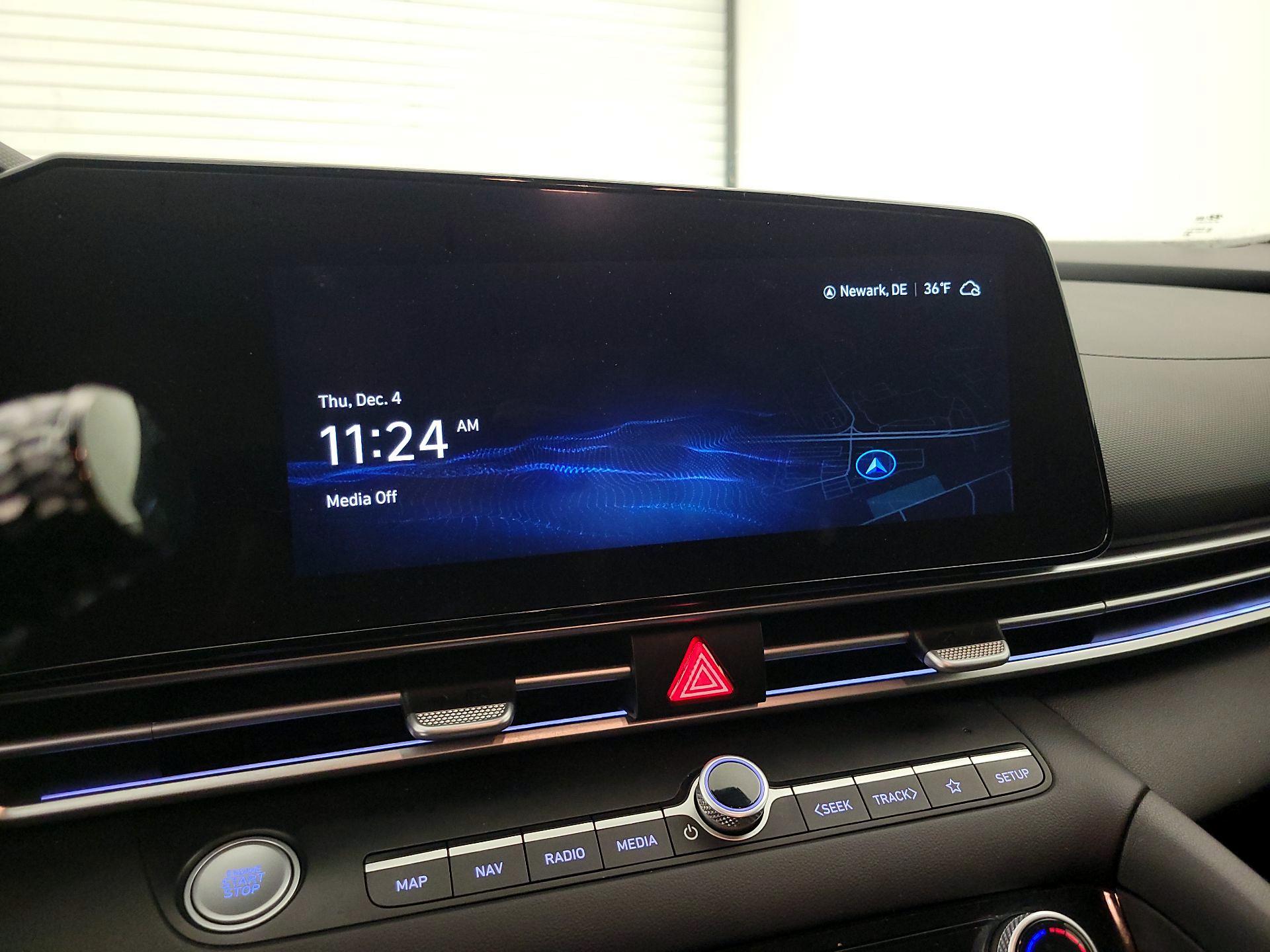 Thumbnail: 2024 Hyundai Elantra - 15