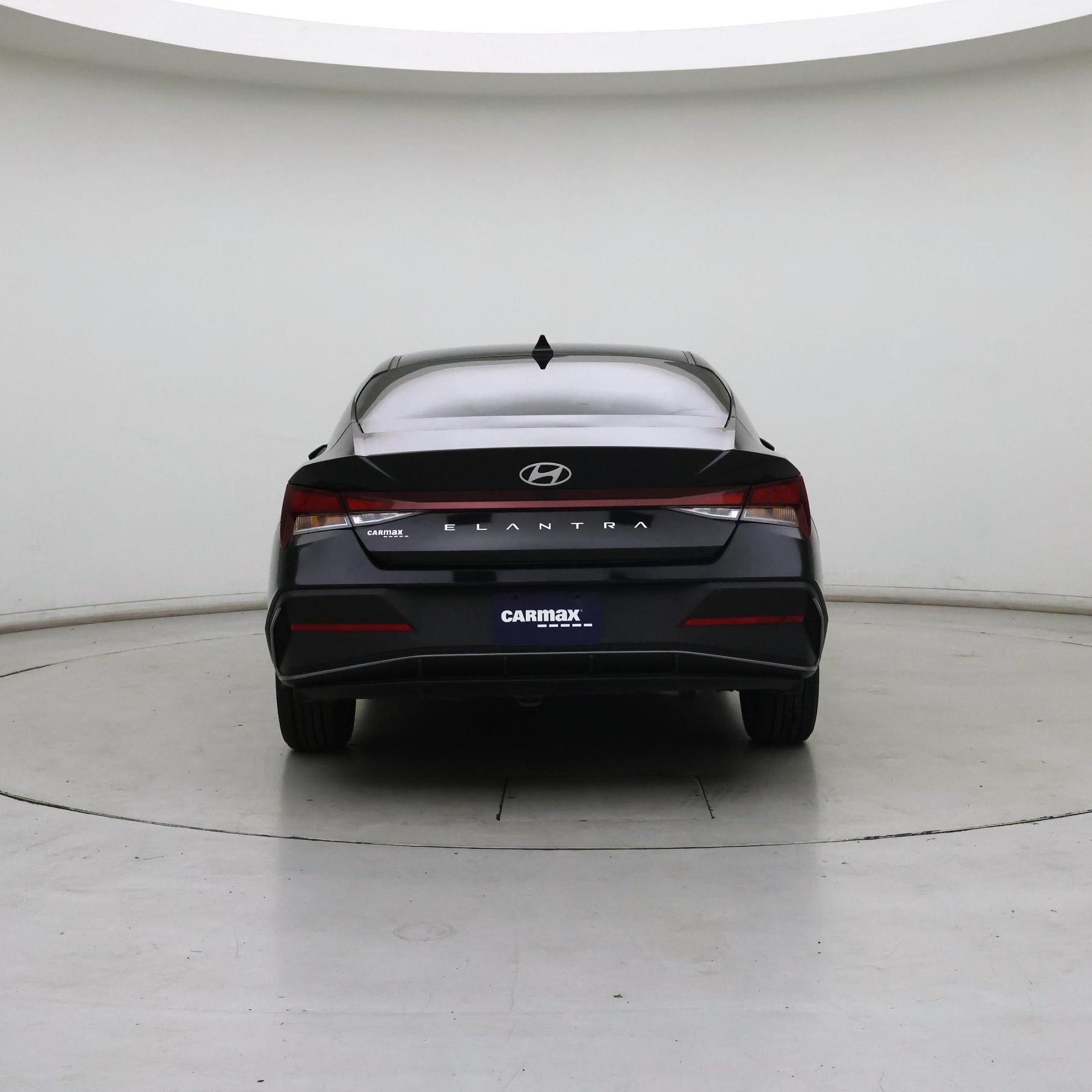 Thumbnail: 2024 Hyundai Elantra - 6