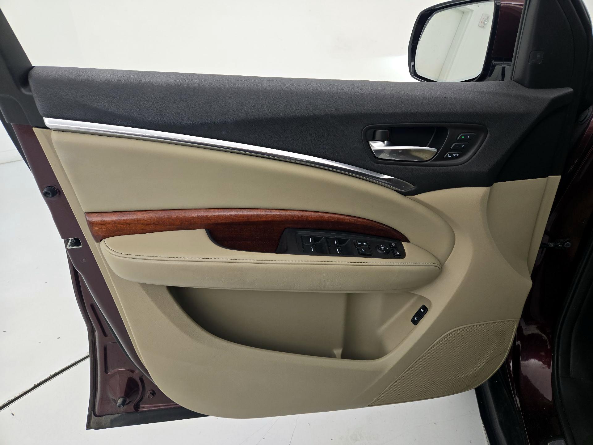 Thumbnail: 2017 Acura MDX - 12