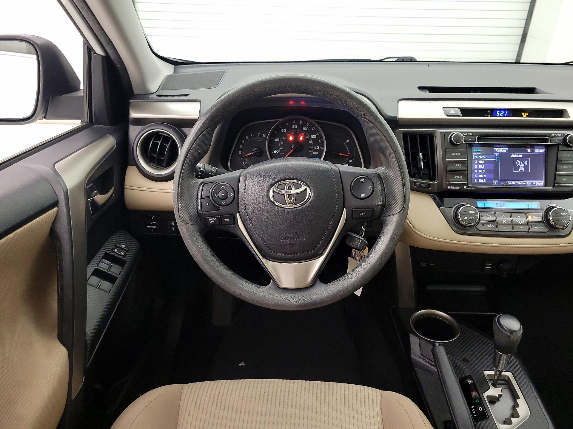 Thumbnail: 2014 Toyota RAV4 - 10