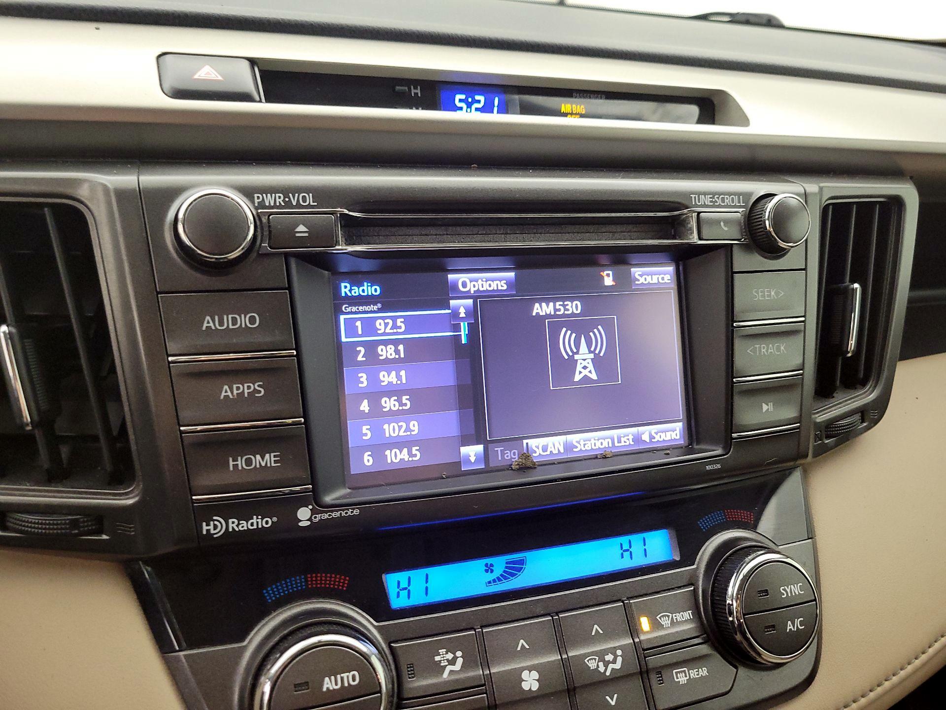 Thumbnail: 2014 Toyota RAV4 - 15