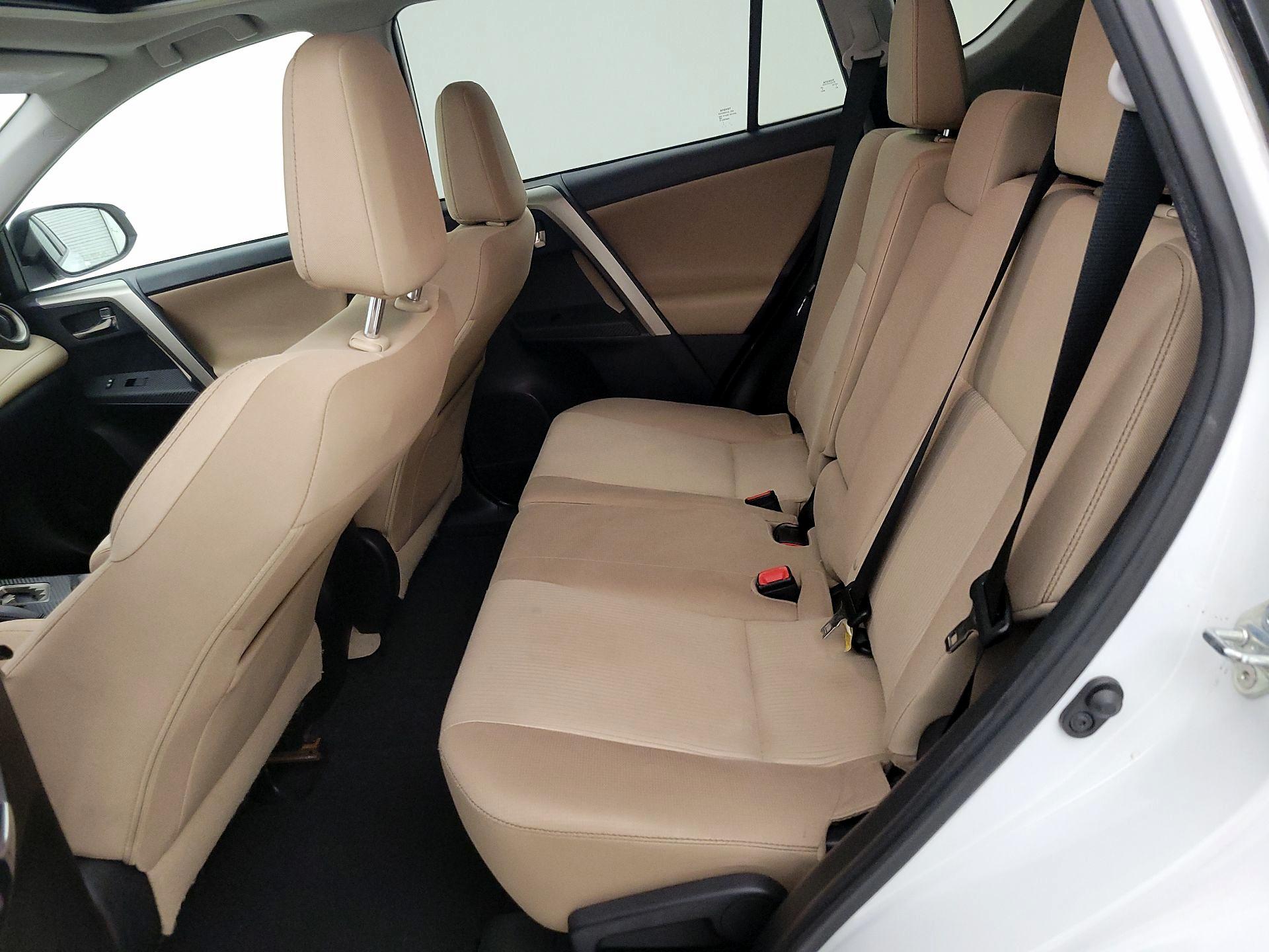 Thumbnail: 2014 Toyota RAV4 - 20