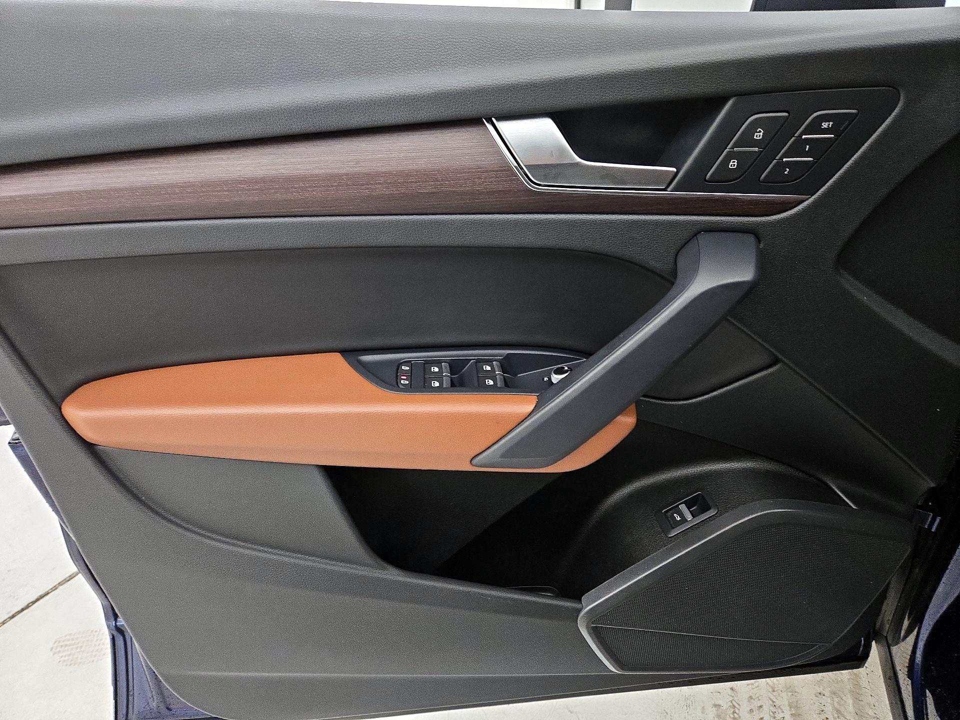 Thumbnail: 2022 Audi Q5 - 12