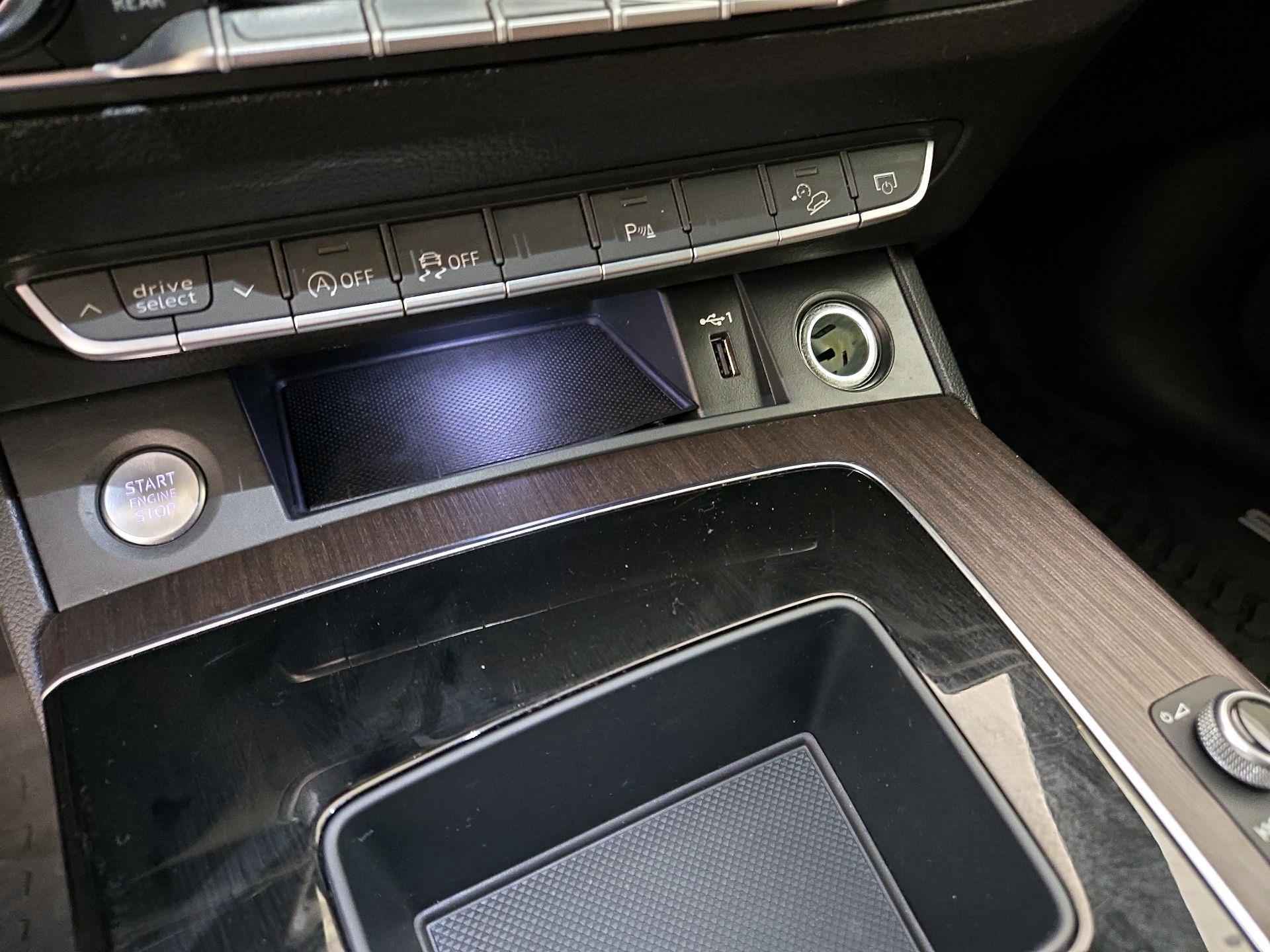 Thumbnail: 2022 Audi Q5 - 18