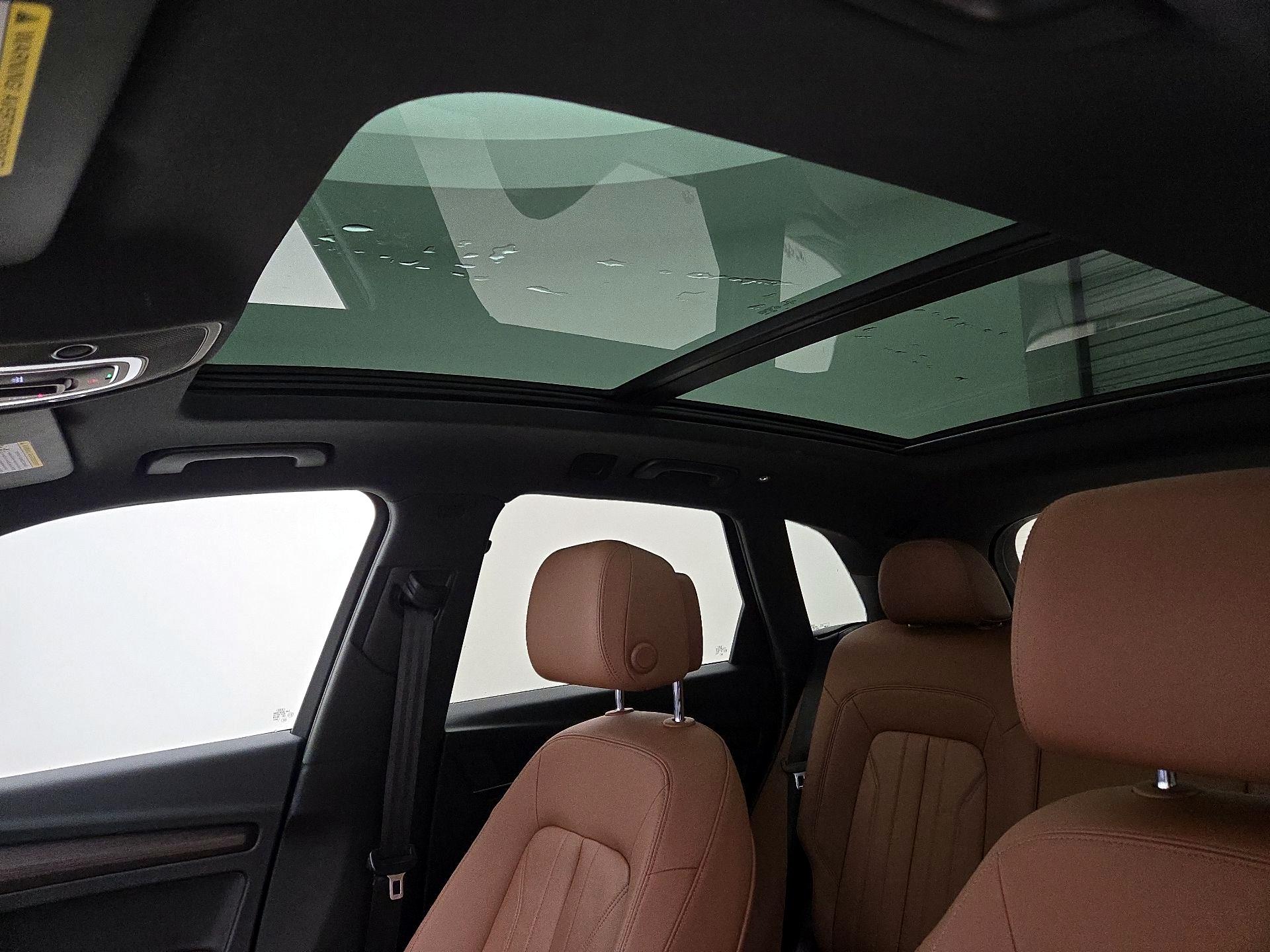 Thumbnail: 2022 Audi Q5 - 19