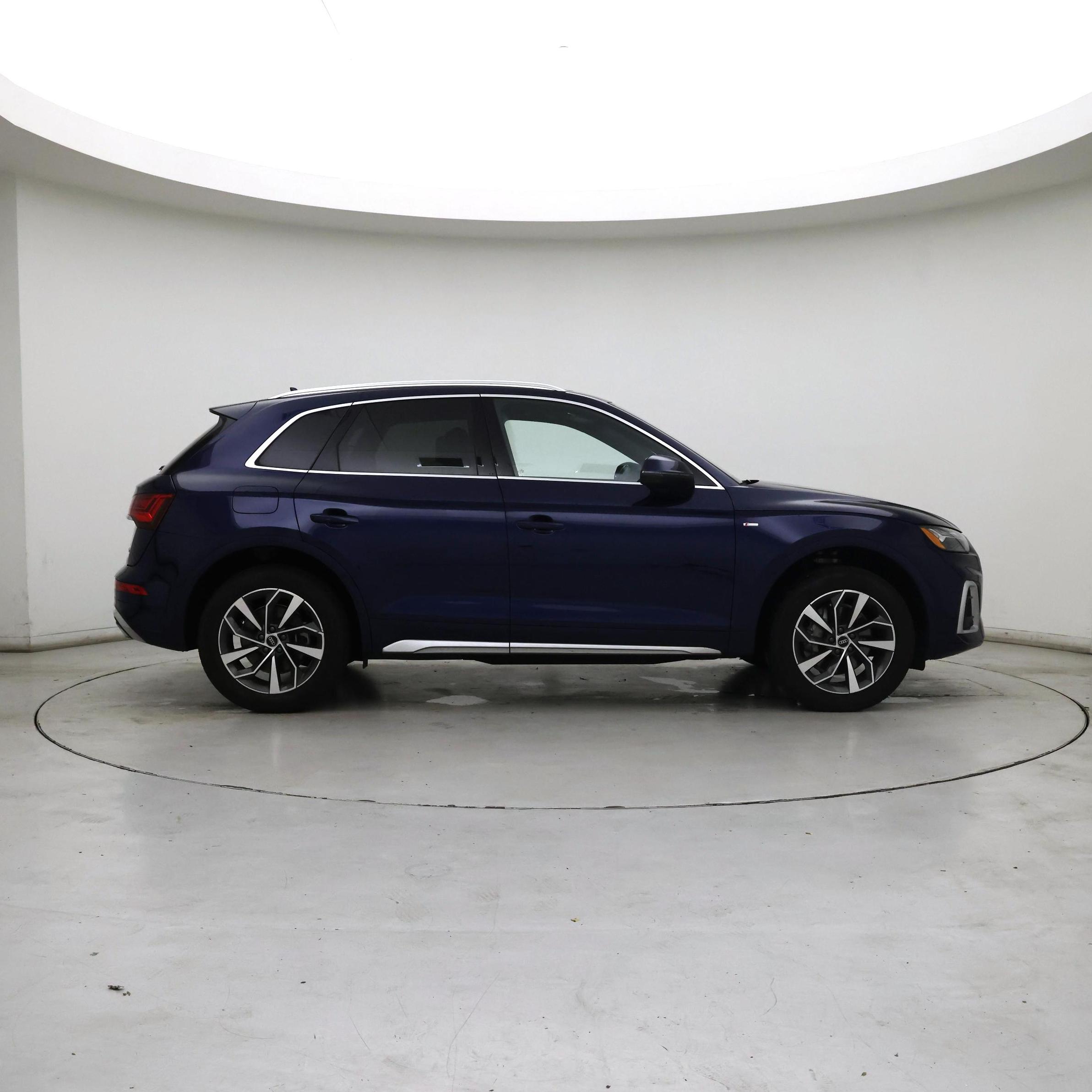 Thumbnail: 2022 Audi Q5 - 7