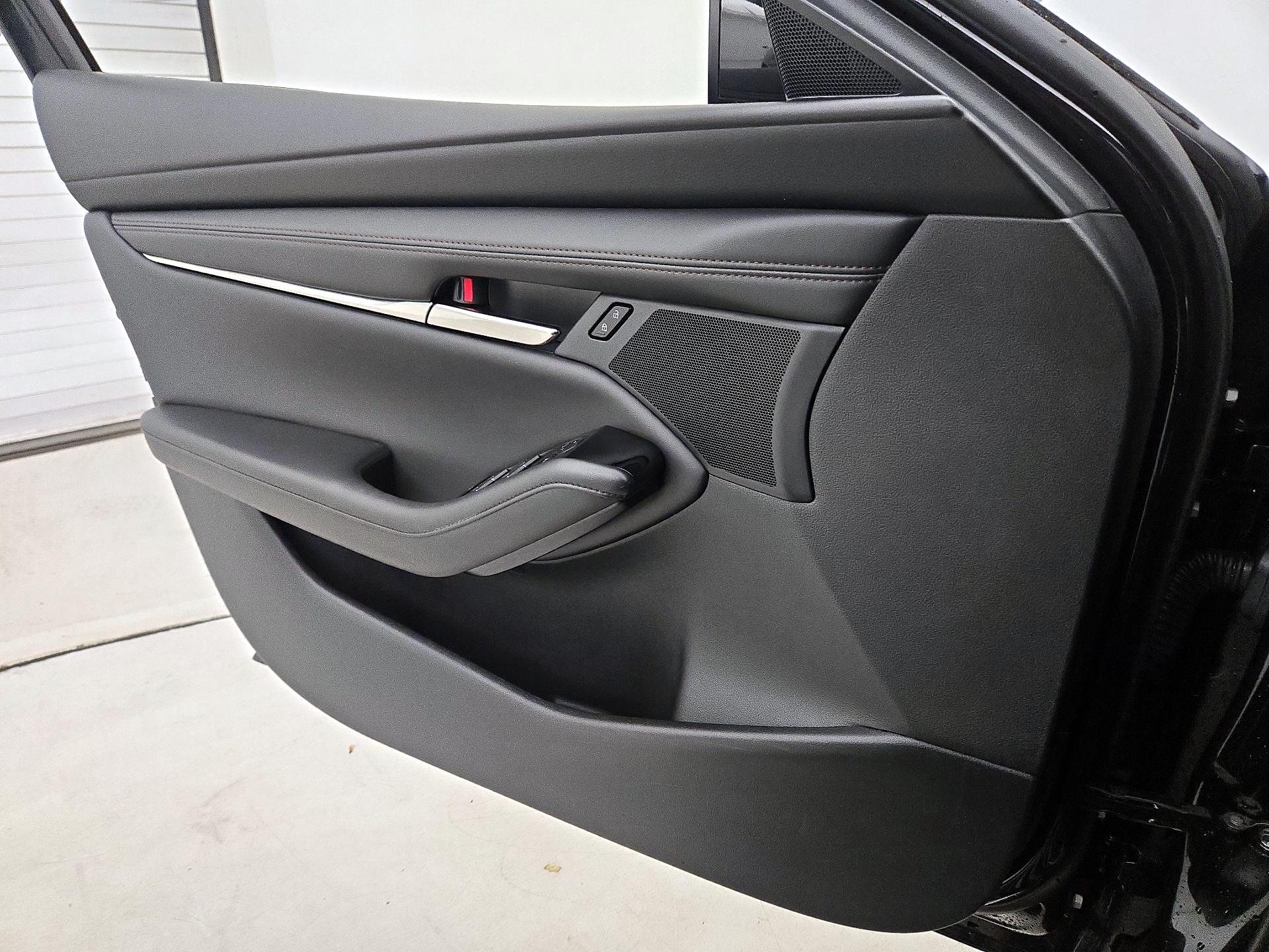 Thumbnail: 2024 Mazda Mazda3 - 12