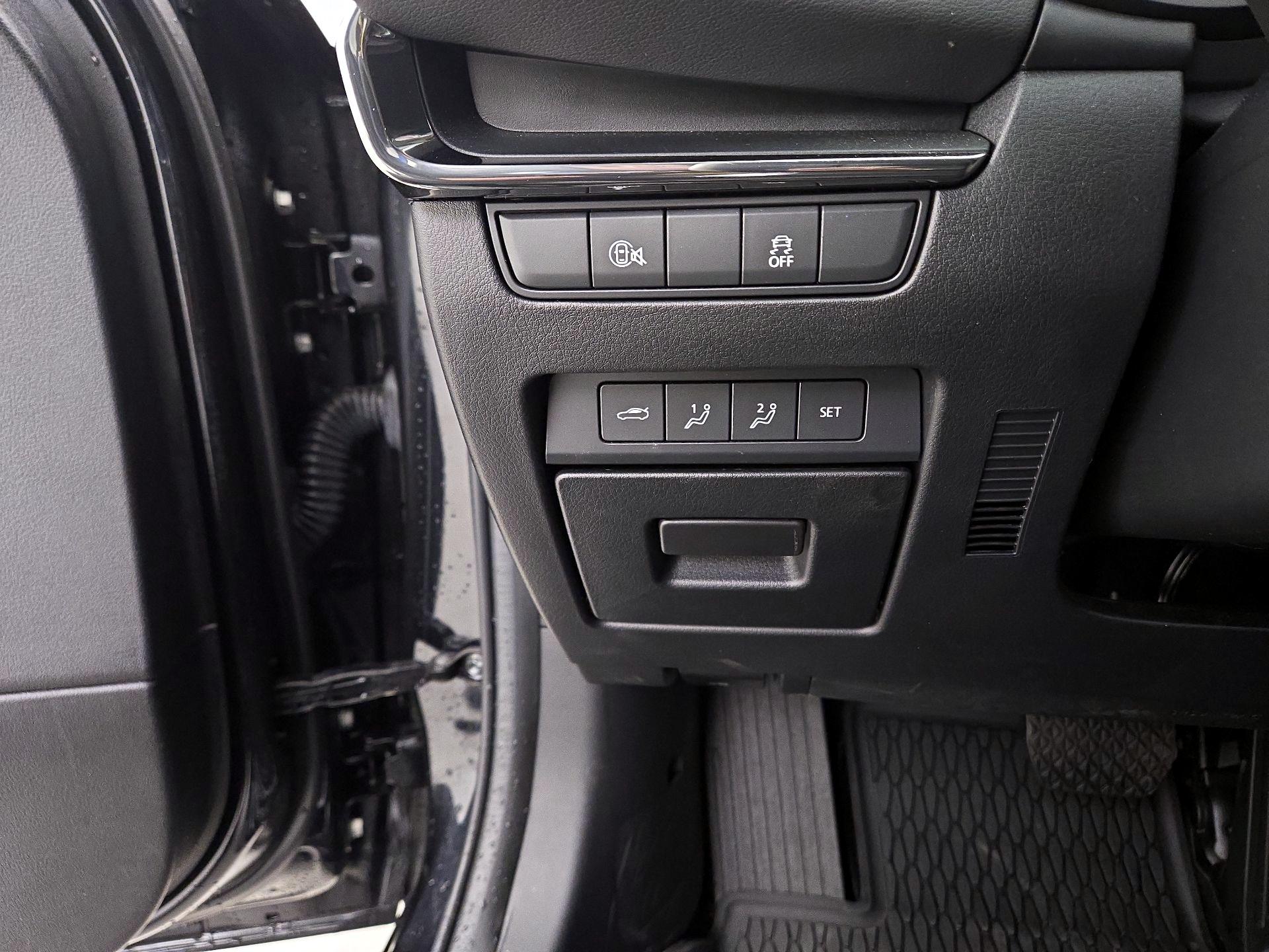 Thumbnail: 2024 Mazda Mazda3 - 13