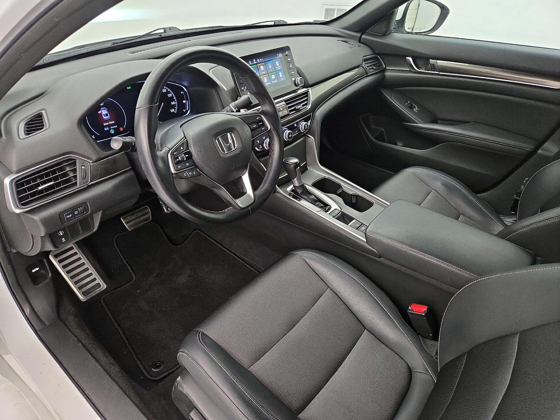 Thumbnail: 2018 Honda Accord - 11