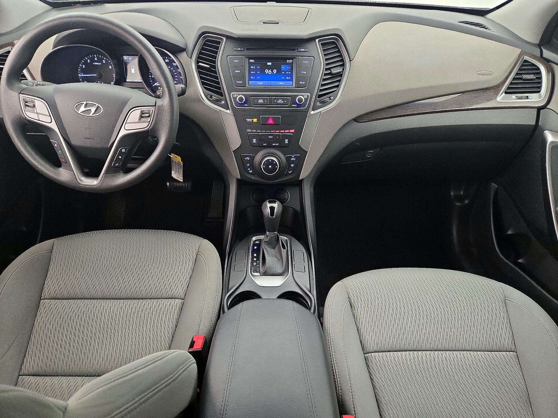 Thumbnail: 2017 Hyundai Santa Fe - 9