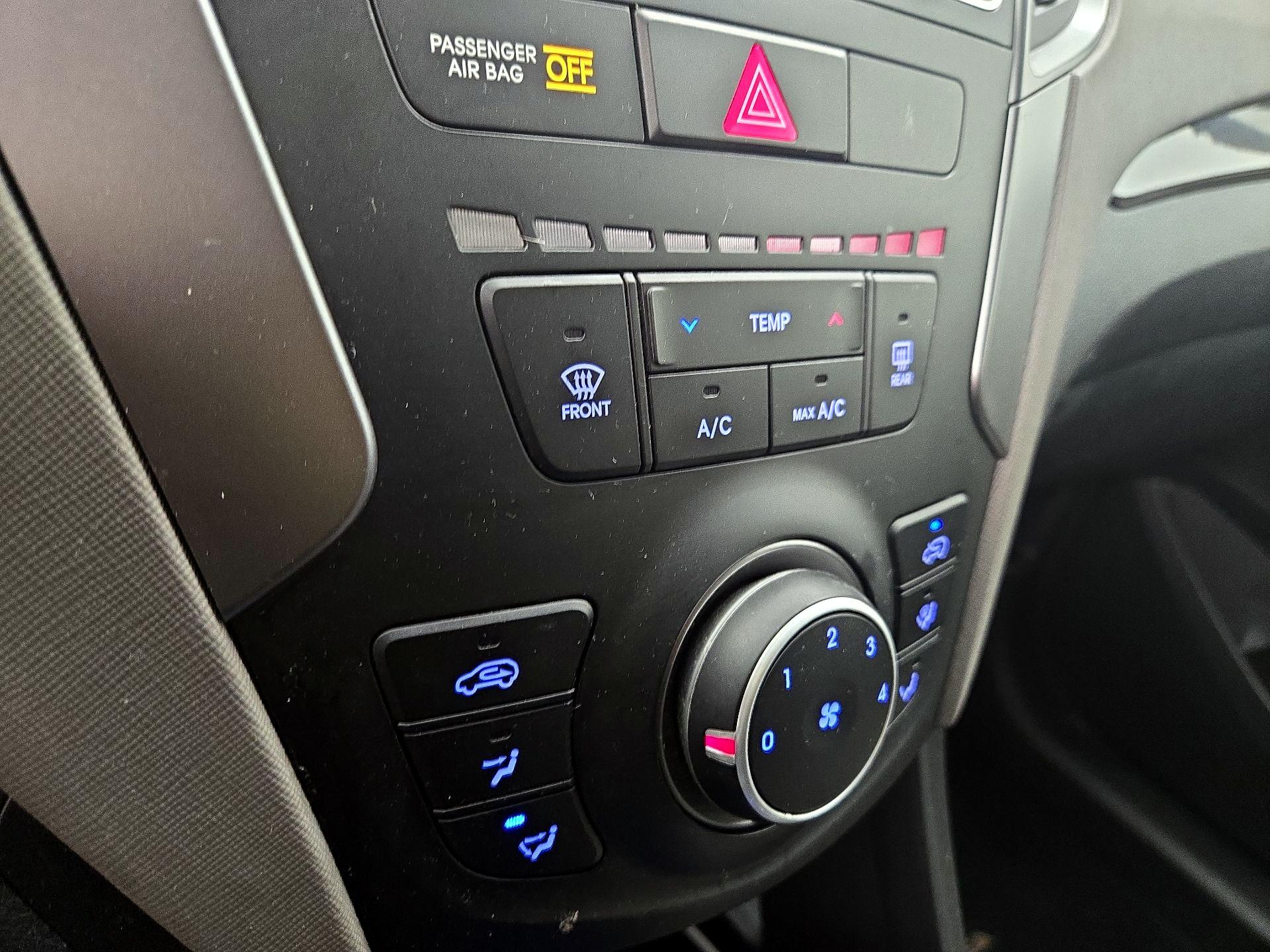 Thumbnail: 2017 Hyundai Santa Fe - 16