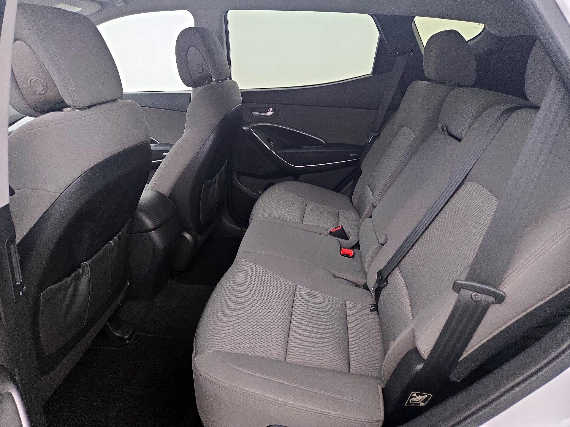 Thumbnail: 2017 Hyundai Santa Fe - 19