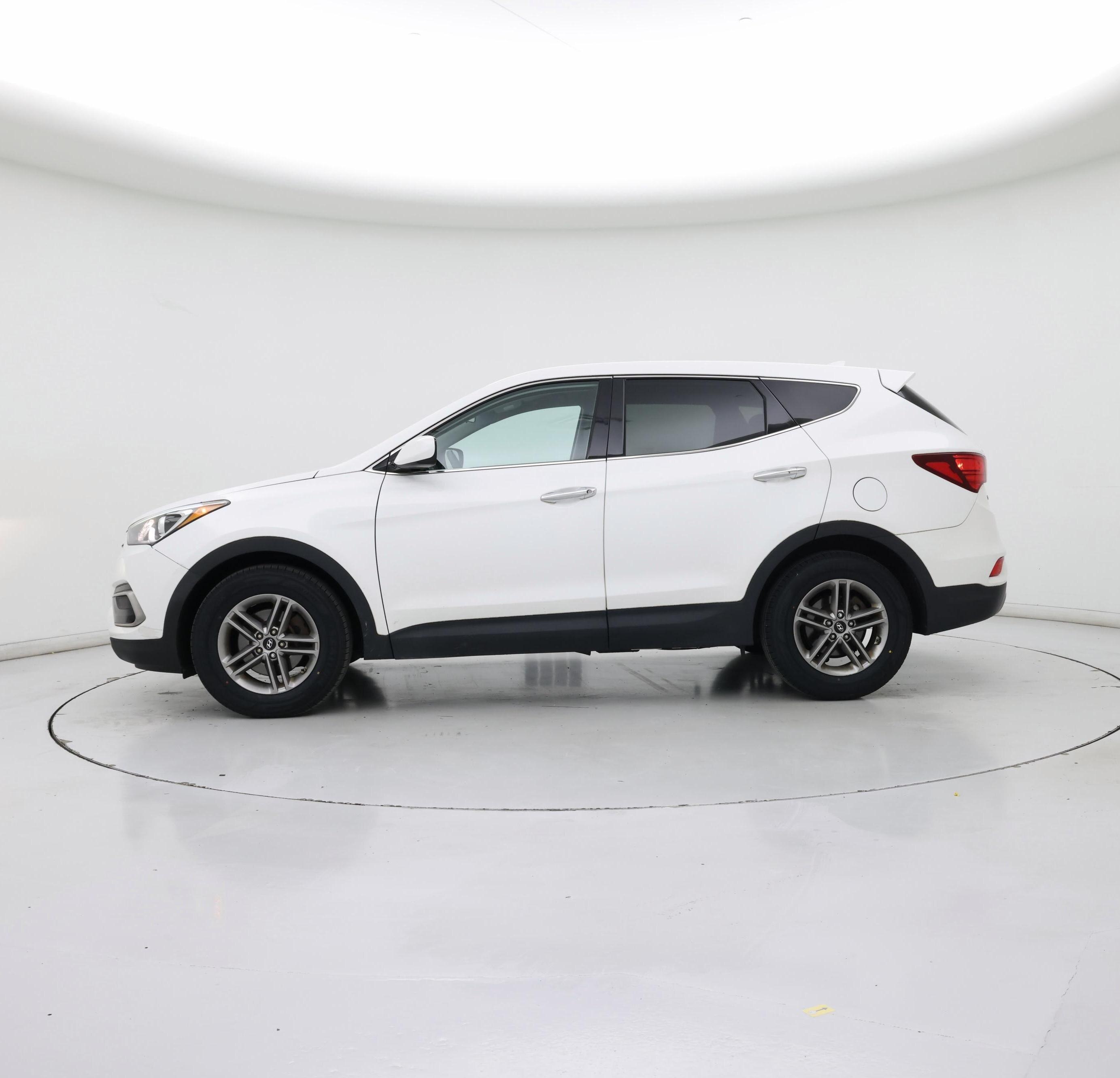 Thumbnail: 2017 Hyundai Santa Fe - 3