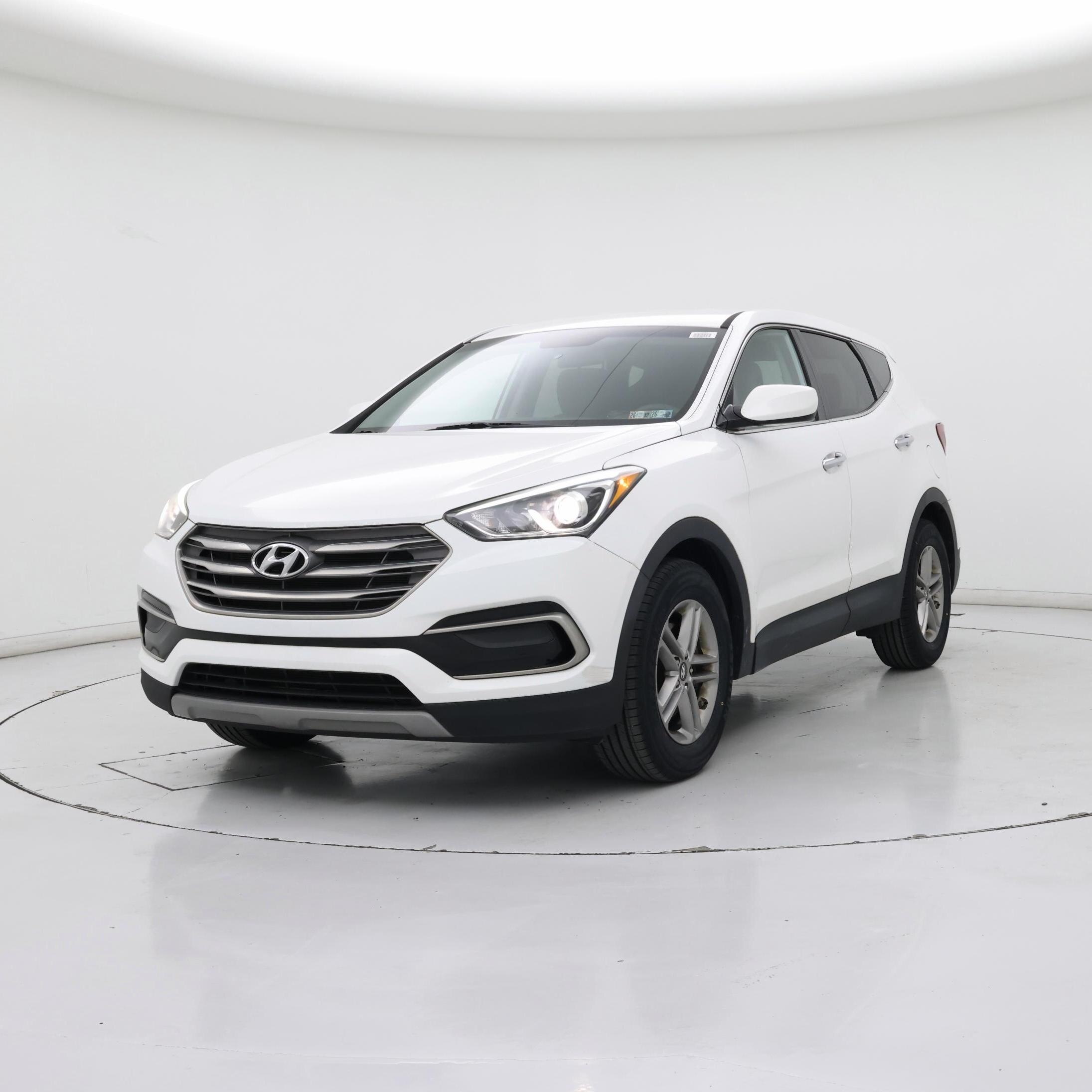 Thumbnail: 2017 Hyundai Santa Fe - 4