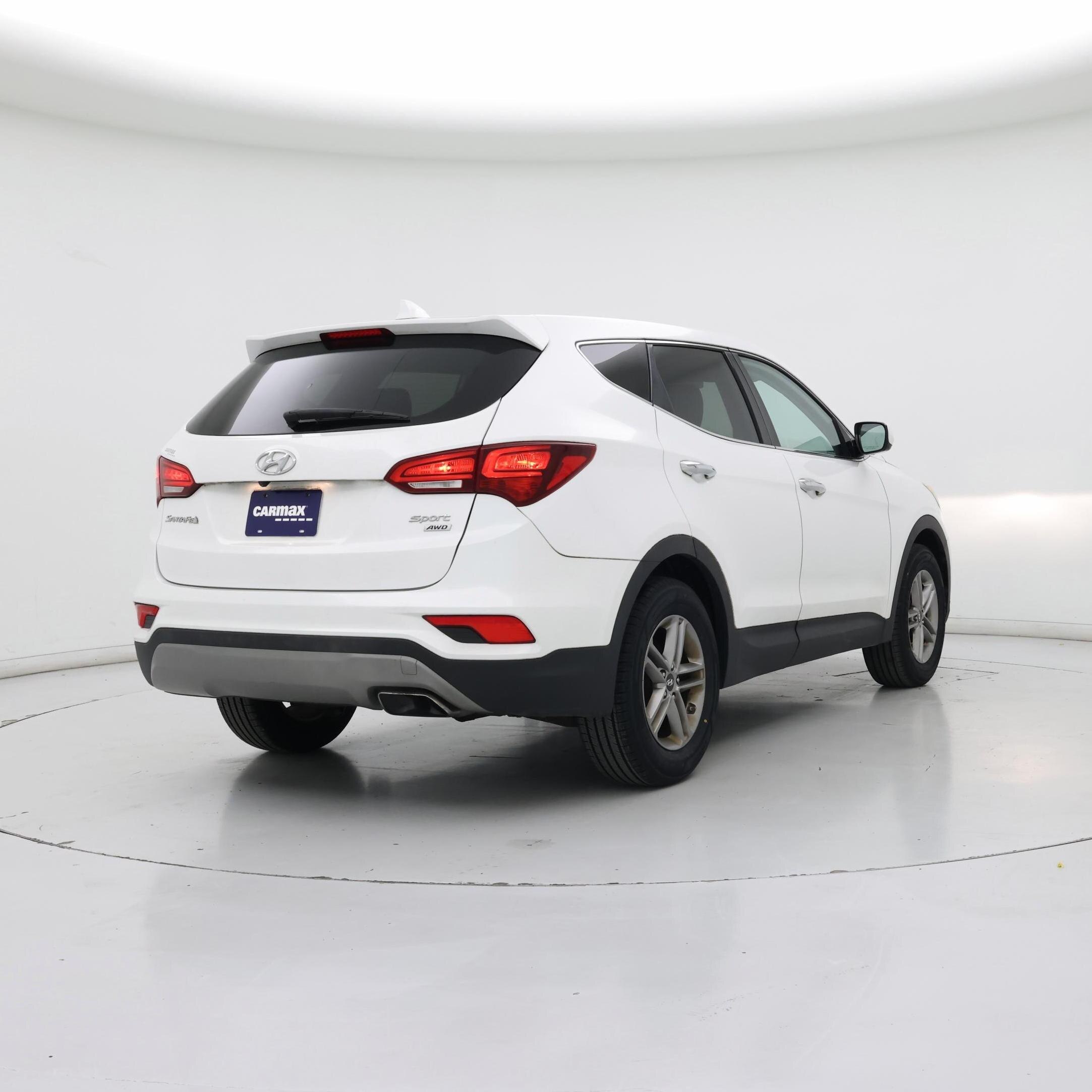 Thumbnail: 2017 Hyundai Santa Fe - 8