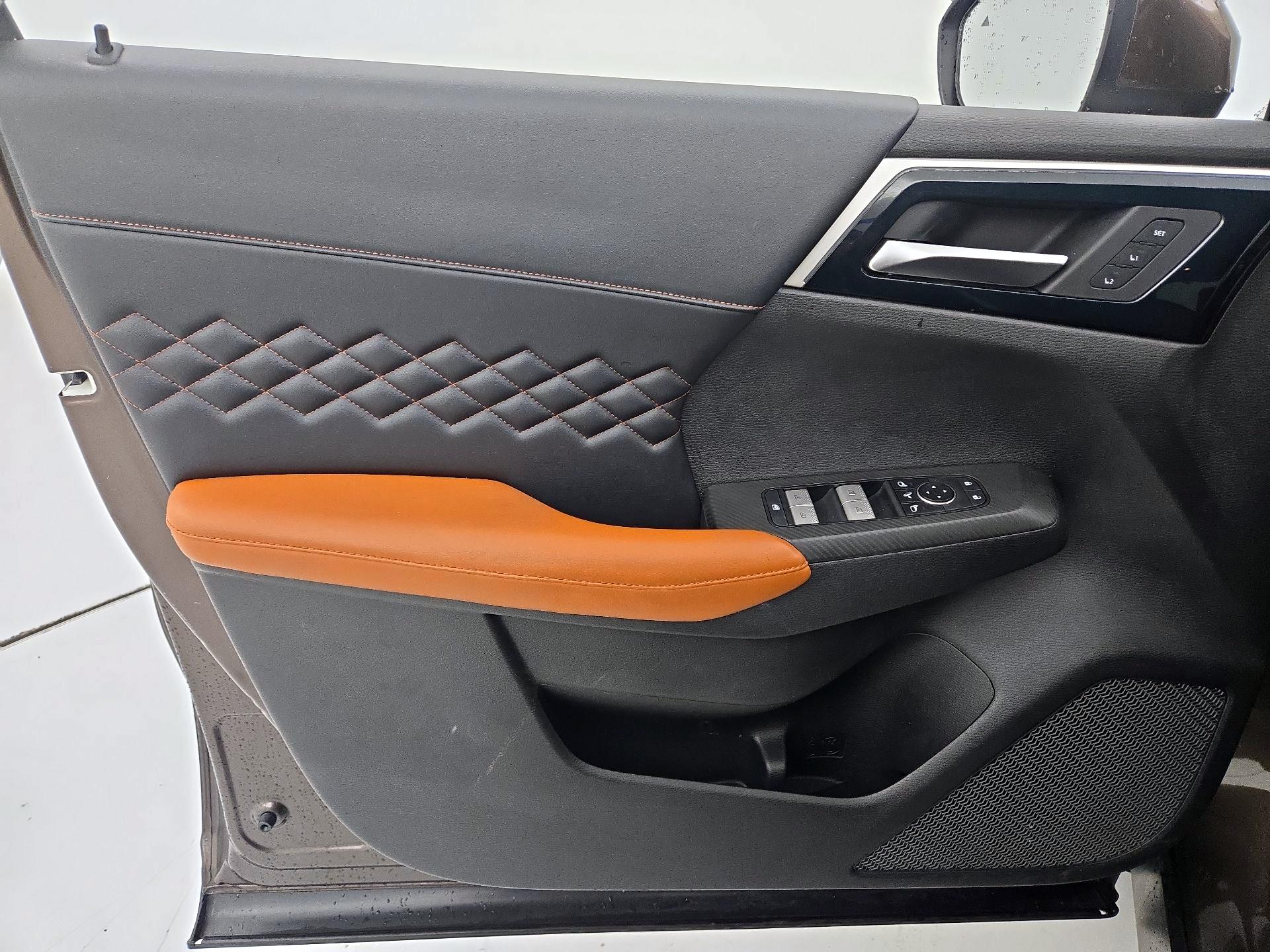 Thumbnail: 2022 Mitsubishi Outlander - 12