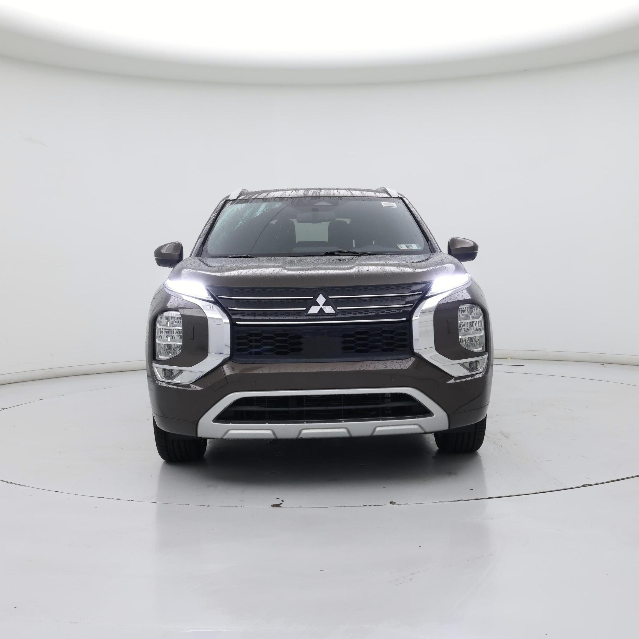 Thumbnail: 2022 Mitsubishi Outlander - 5