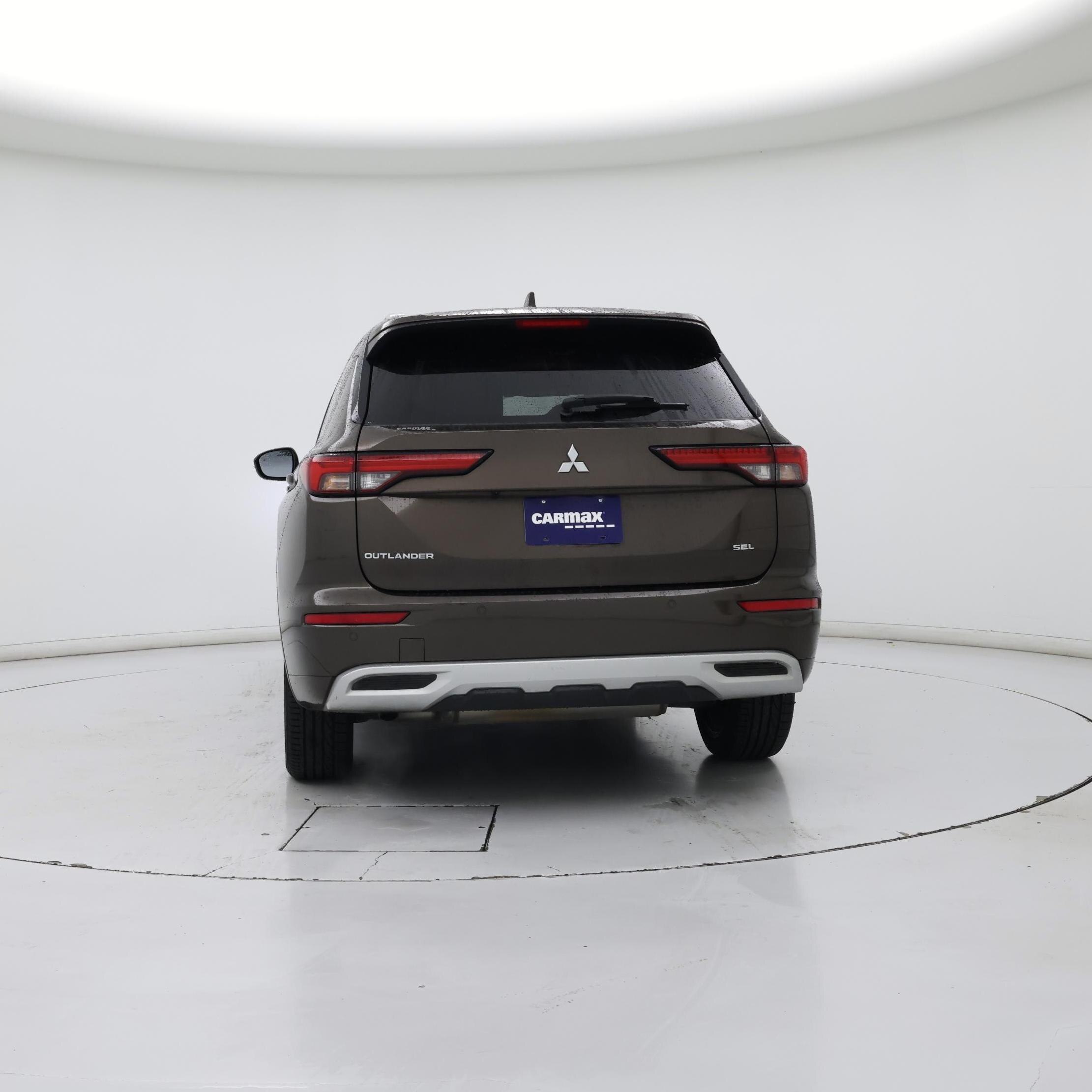 Thumbnail: 2022 Mitsubishi Outlander - 6