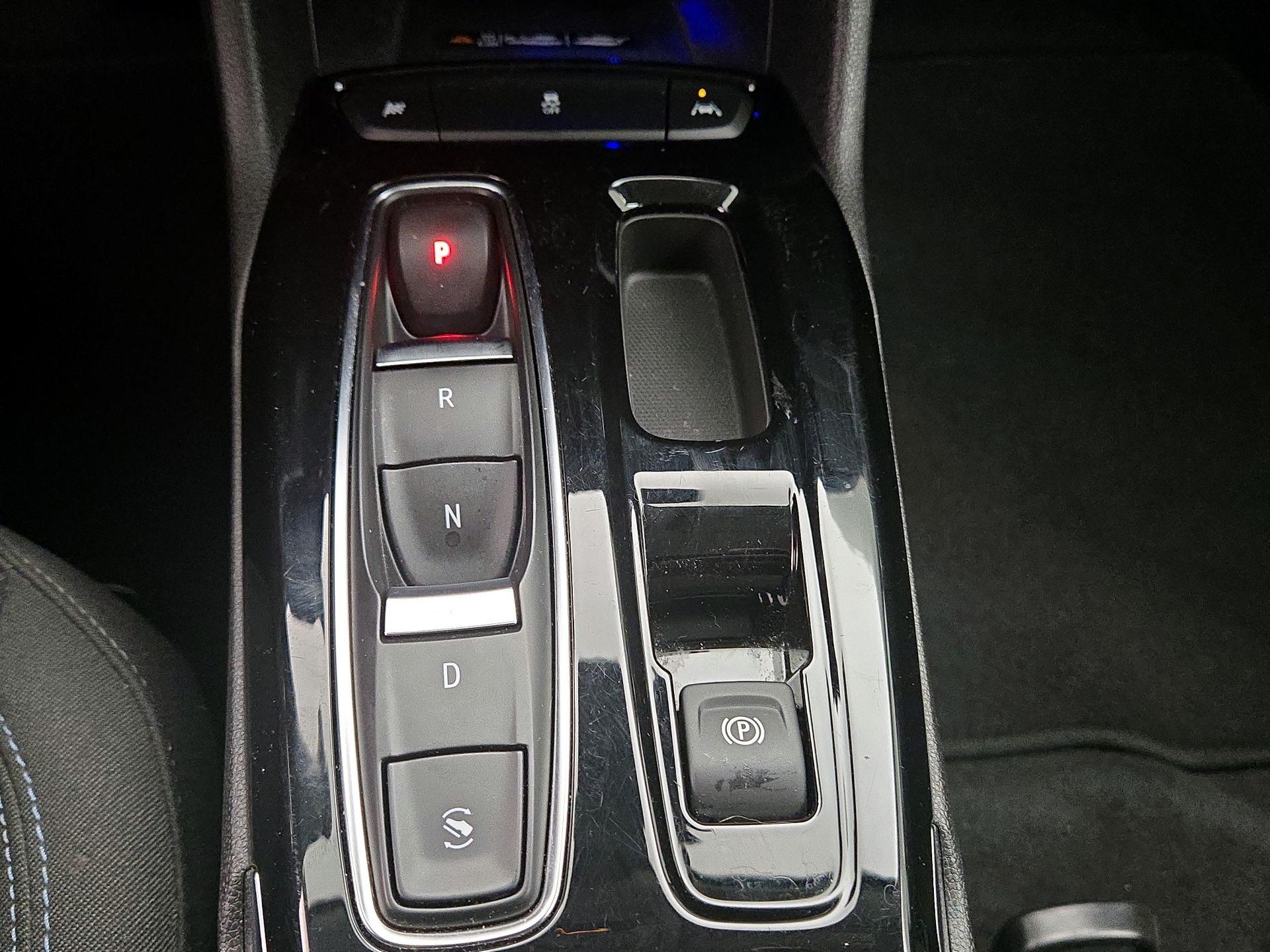 Thumbnail: 2023 Chevrolet Bolt EUV - 17