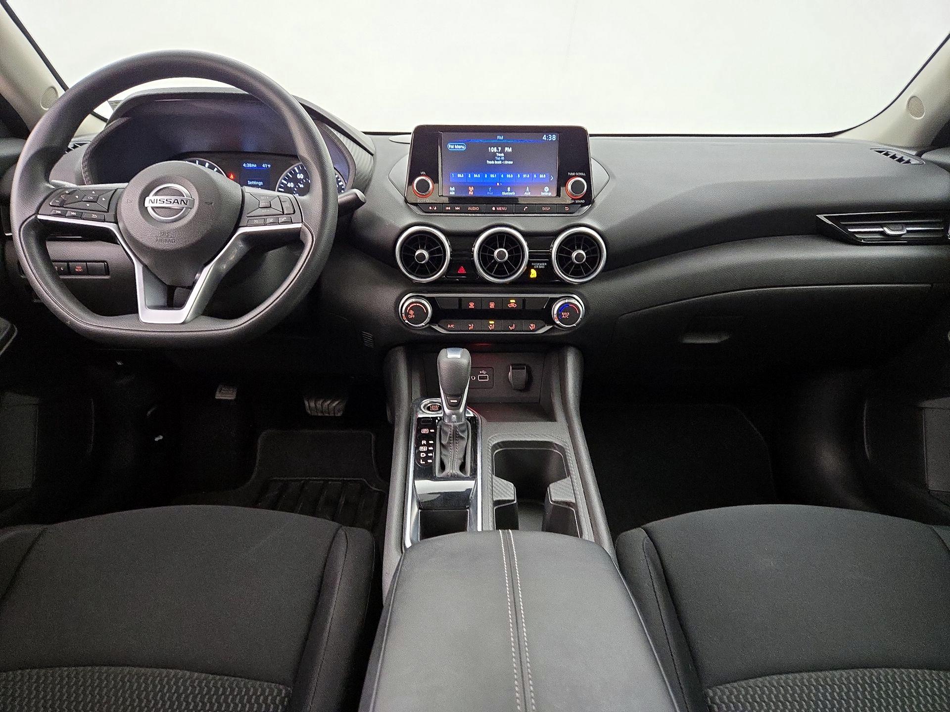 Thumbnail: 2020 Nissan Sentra - 9