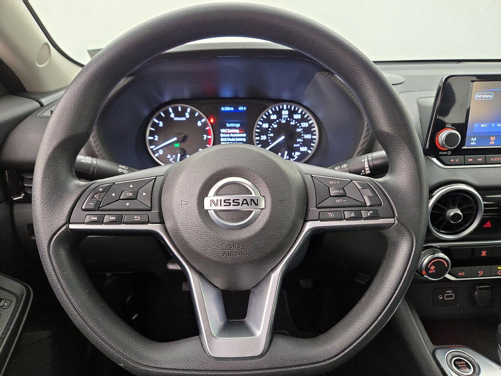 Thumbnail: 2020 Nissan Sentra - 10