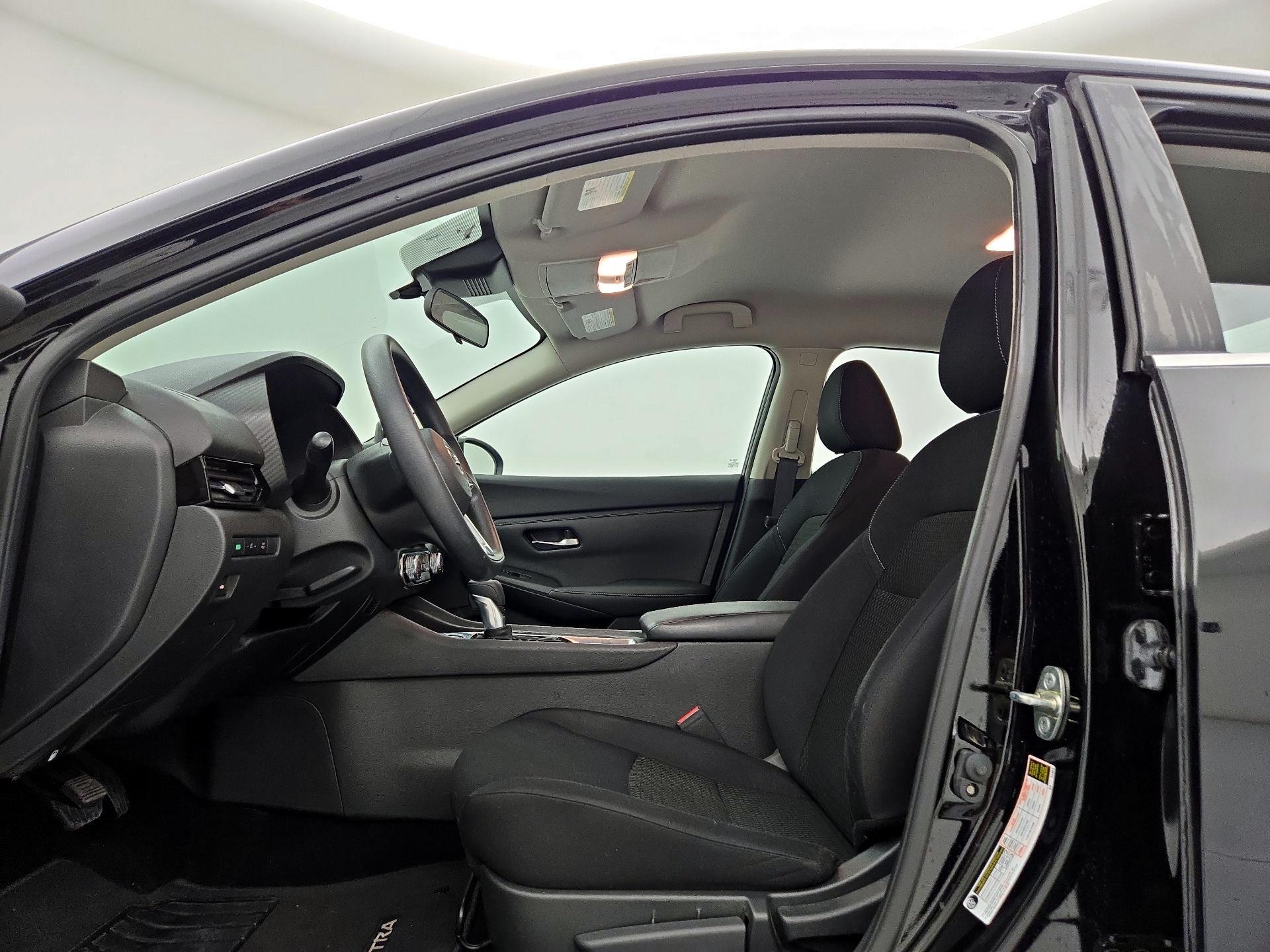 Thumbnail: 2020 Nissan Sentra - 11