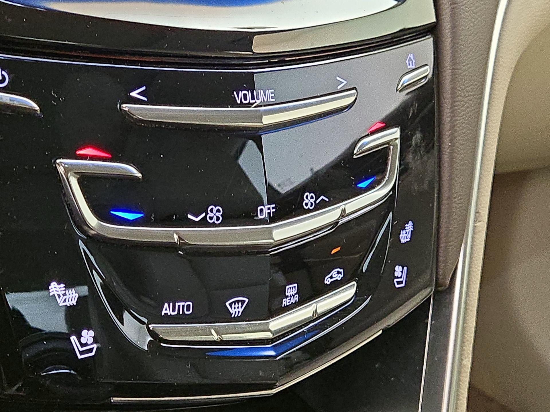 Thumbnail: 2017 Cadillac XTS - 16