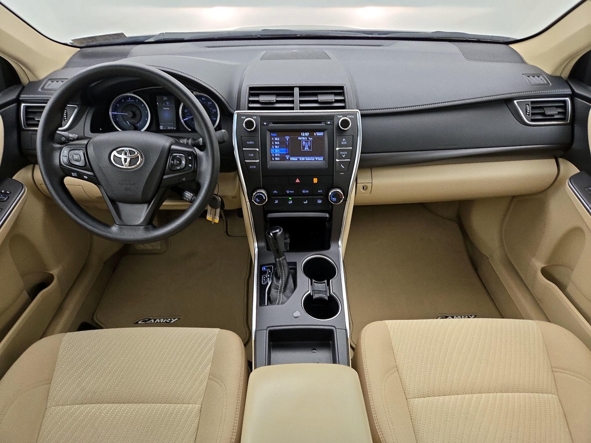 Thumbnail: 2016 Toyota Camry - 9