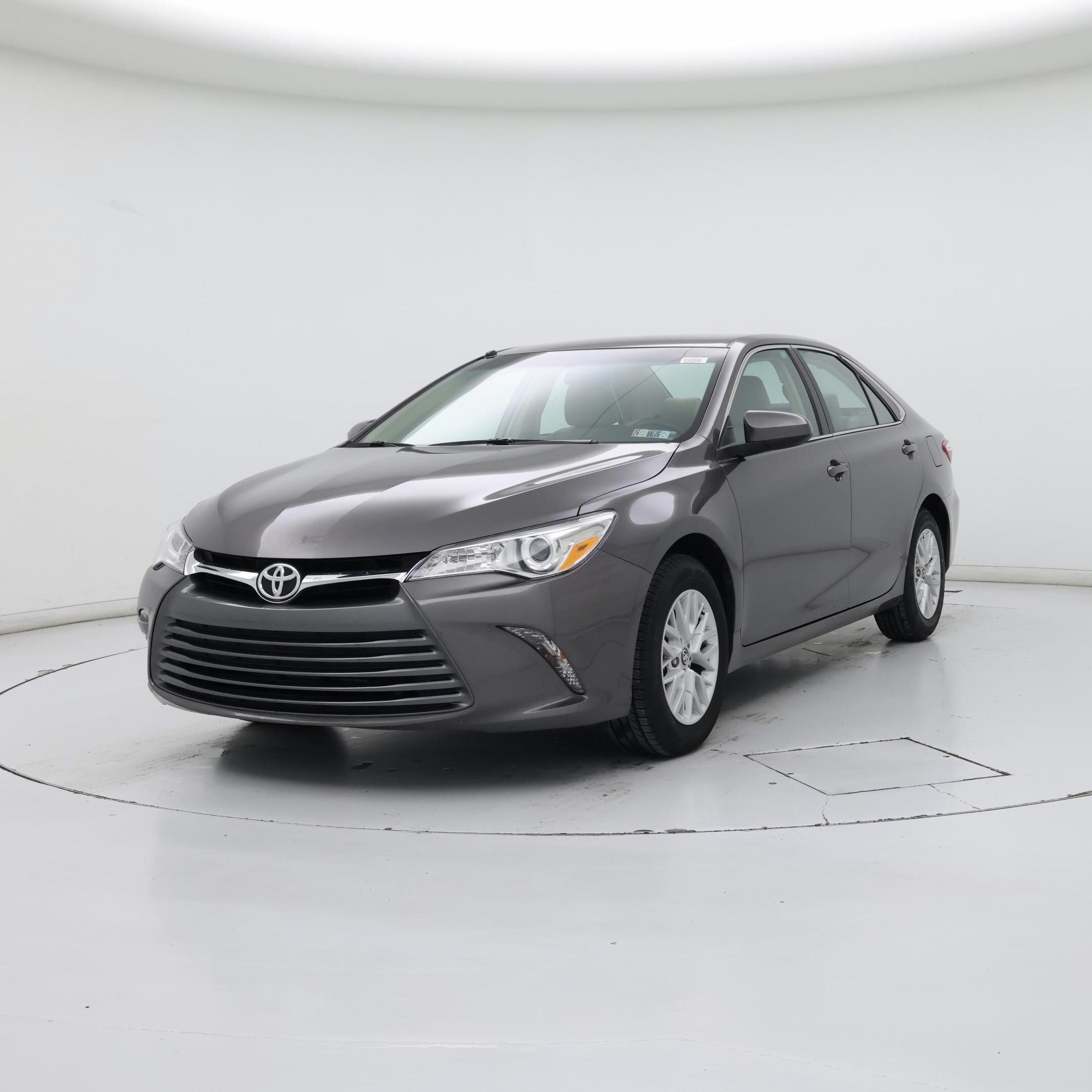 Thumbnail: 2016 Toyota Camry - 4