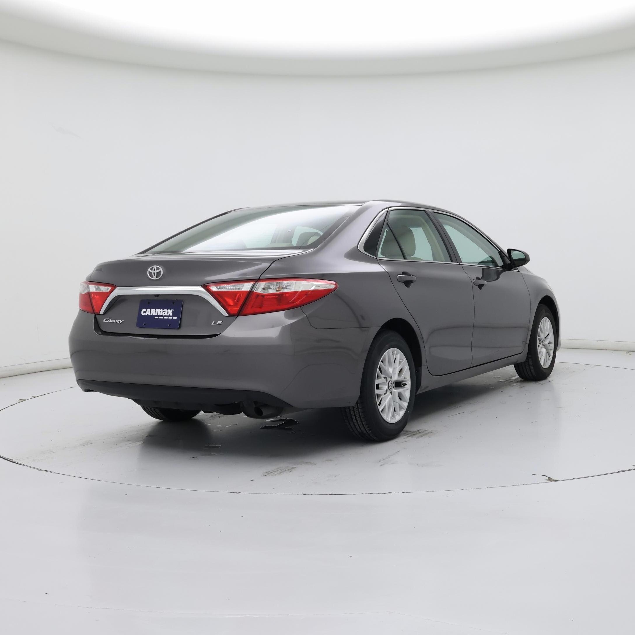 Thumbnail: 2016 Toyota Camry - 8
