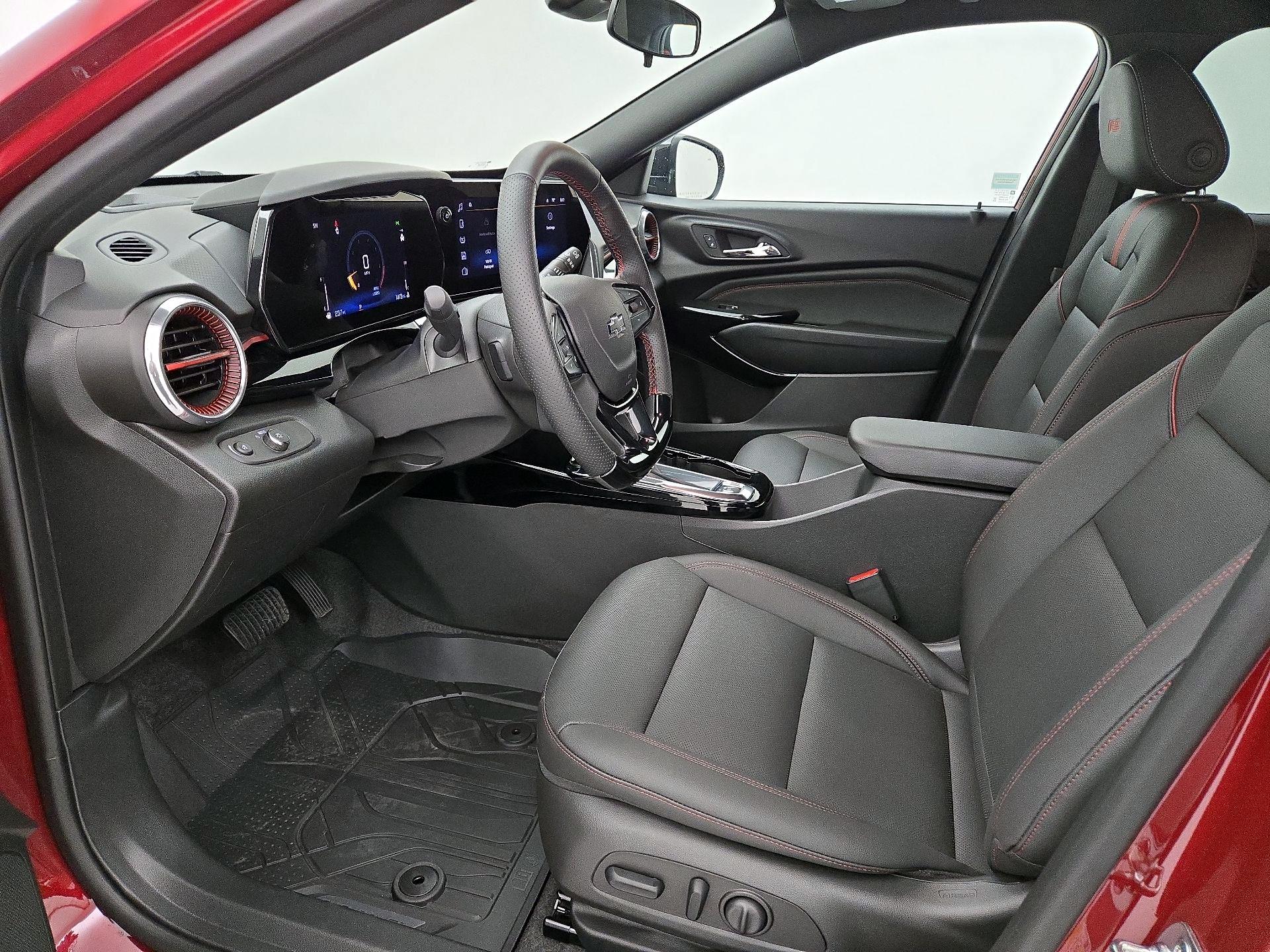 Thumbnail: 2025 Chevrolet Trax - 11