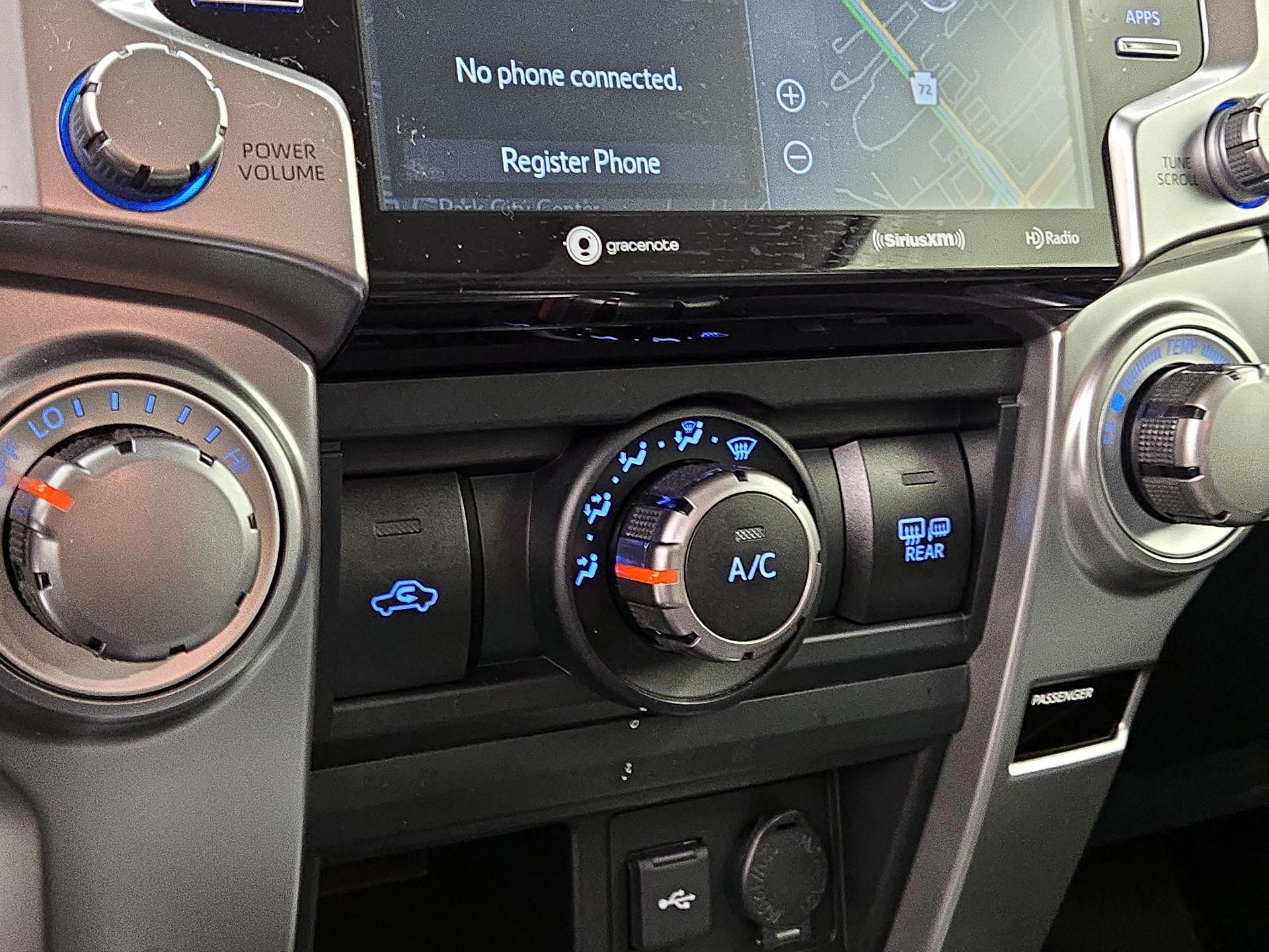 Thumbnail: 2023 Toyota 4Runner - 17