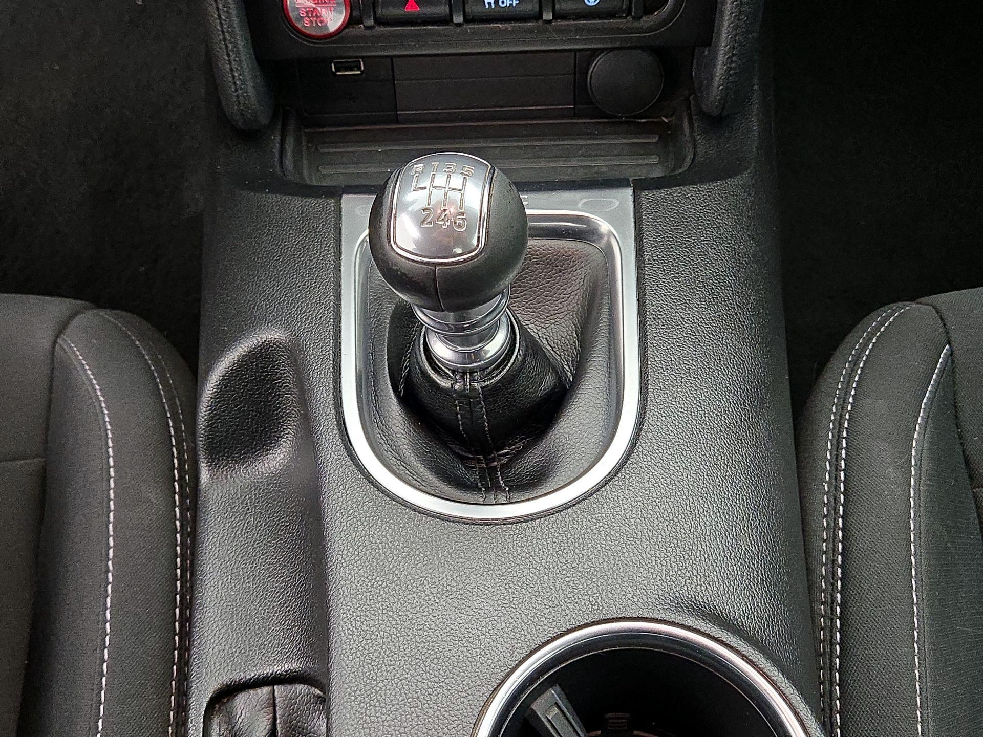 Thumbnail: 2019 Ford Mustang - 16