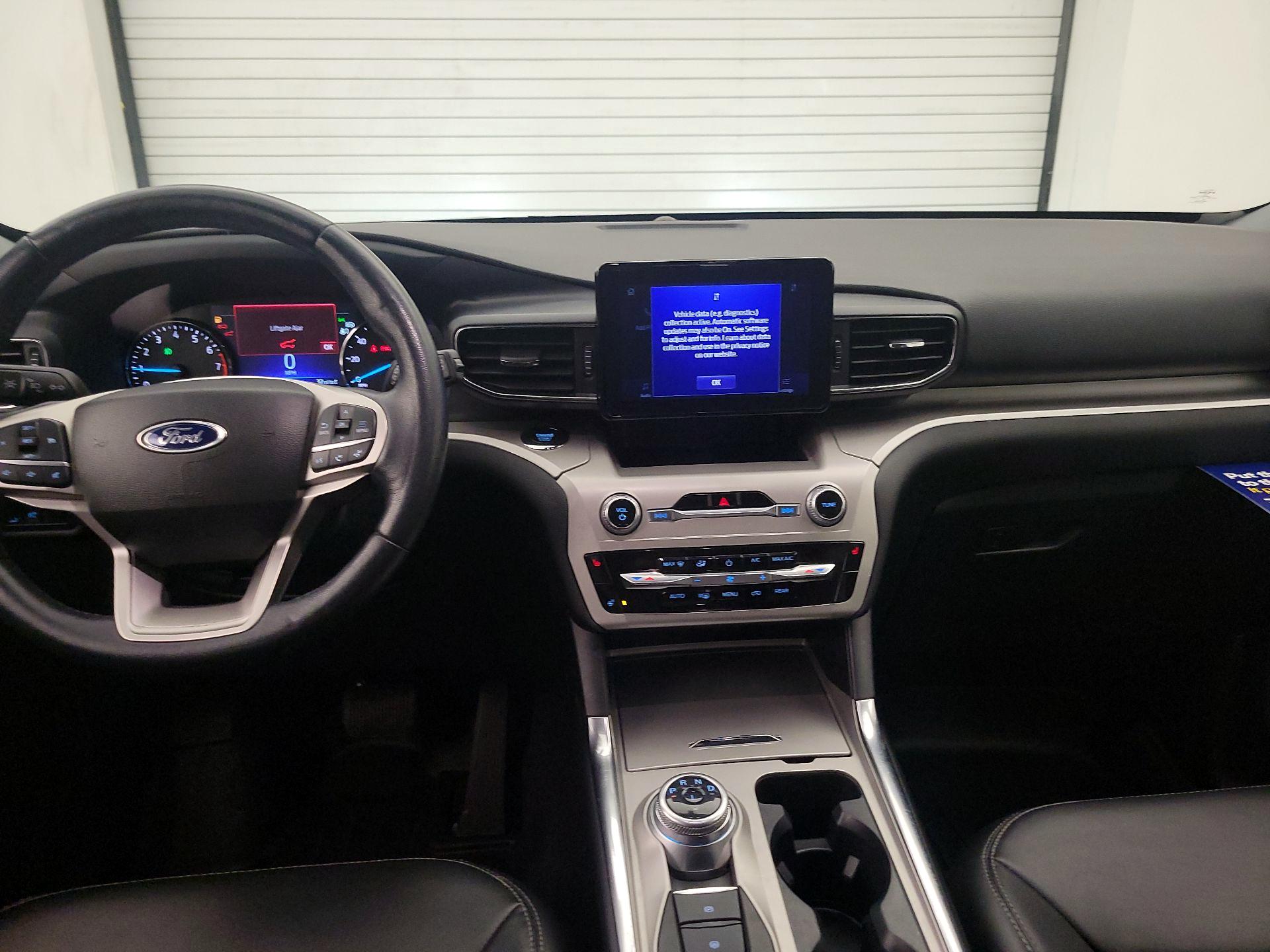 Thumbnail: 2022 Ford Explorer - 9